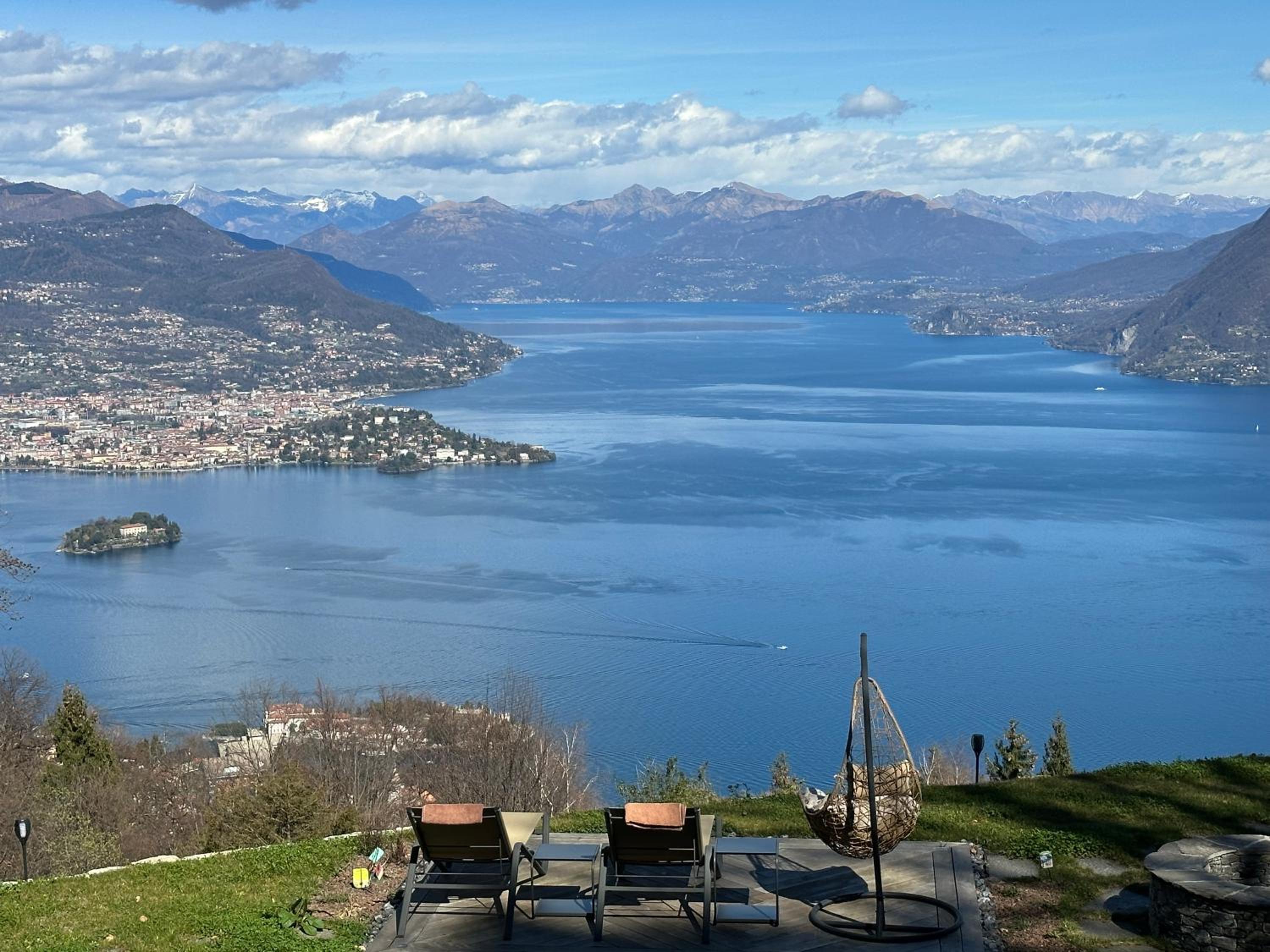 Private Luxury Spa & Silence Retreat with Spectacular View over the Lake Maggiore view 4