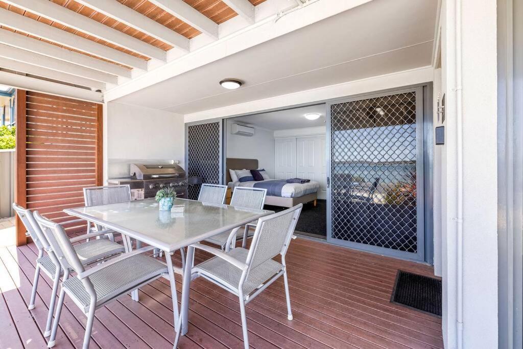 Almonta Apartments on the water front view 5
