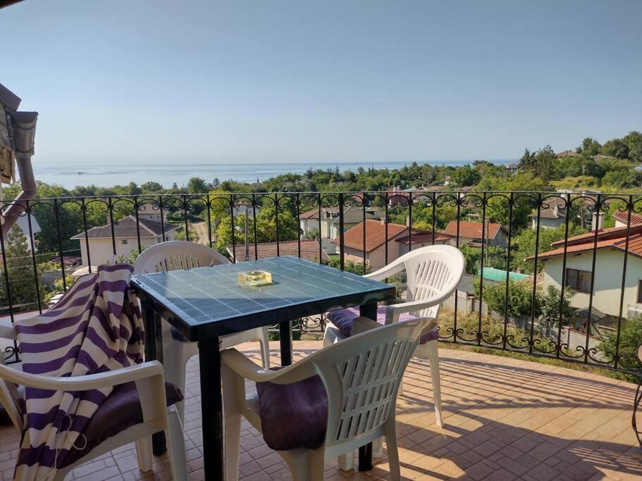 Luxury Seaview 2-bedroom Apartments Blue Elephant