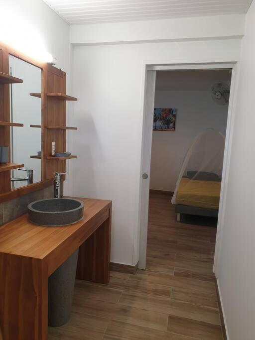 Appartement spacieux, soigné et tout confort sur la Trinité view 3