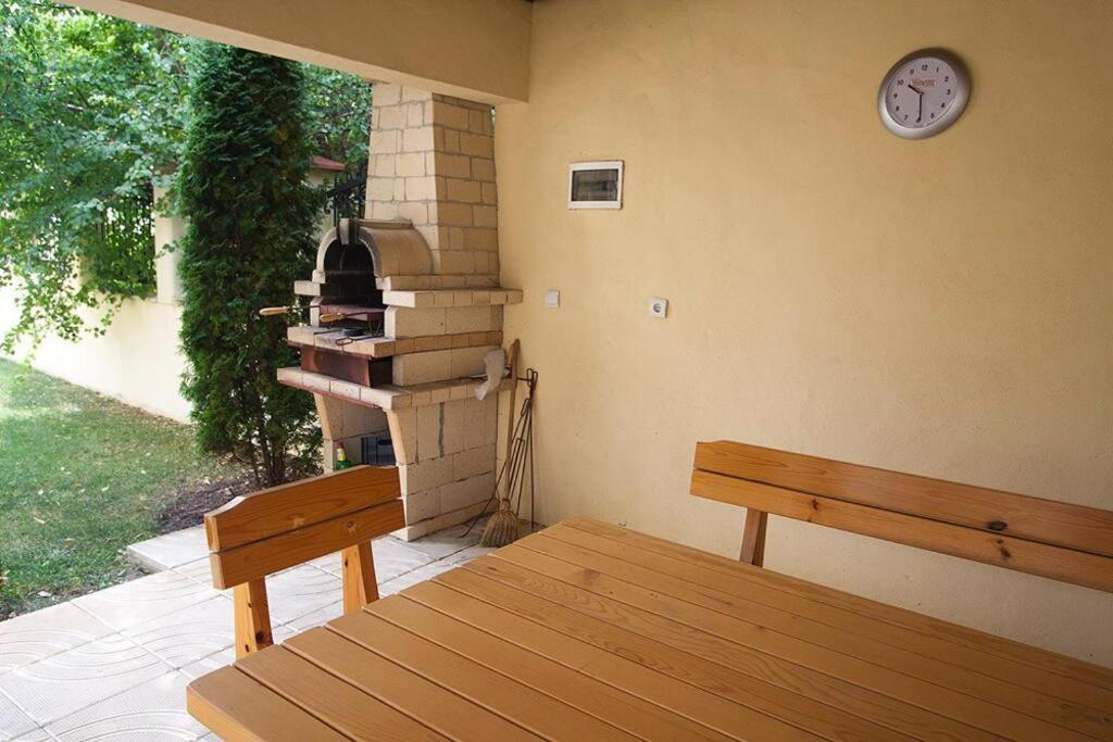 DeLuxe 2 Bedroom Apartment with Pool View MamaAfrica