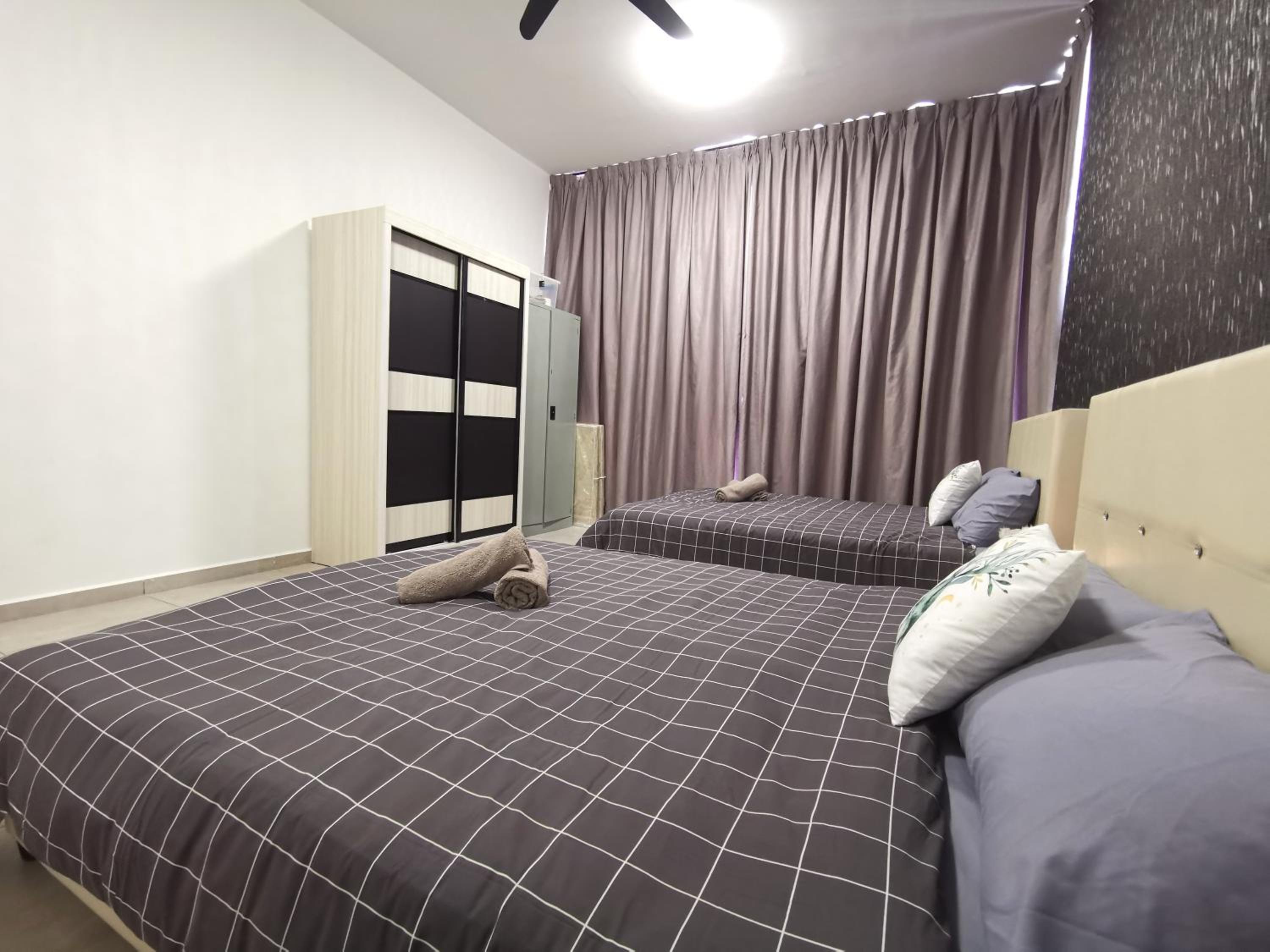 TaTaMi 2BR 10-12pax Superb City View I 5mins to Jonker photo 5