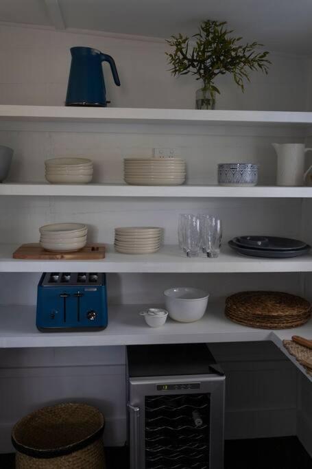 Woolbrook Cottage - Charming 1890's Heritage