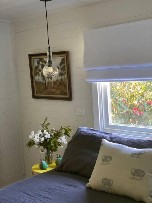 Woolbrook Cottage - Charming 1890's Heritage