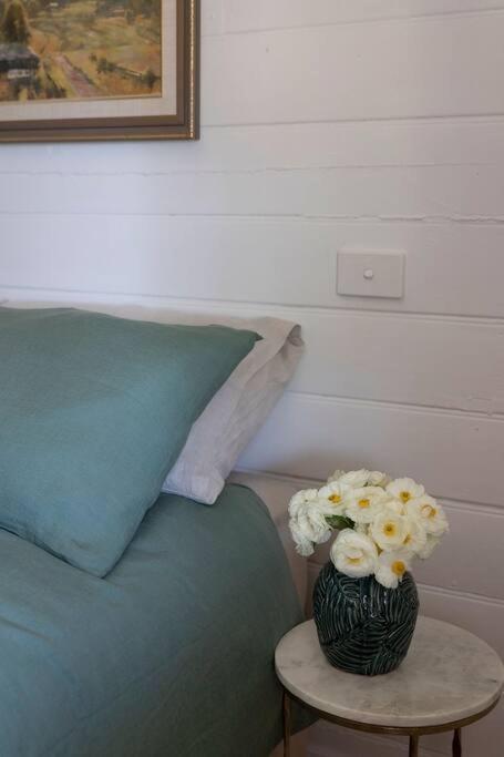 Woolbrook Cottage - Charming 1890's Heritage