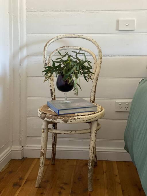 Woolbrook Cottage - Charming 1890's Heritage