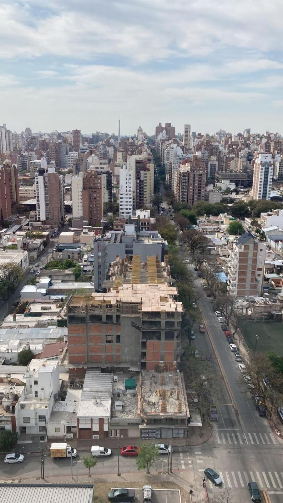 TORRES H