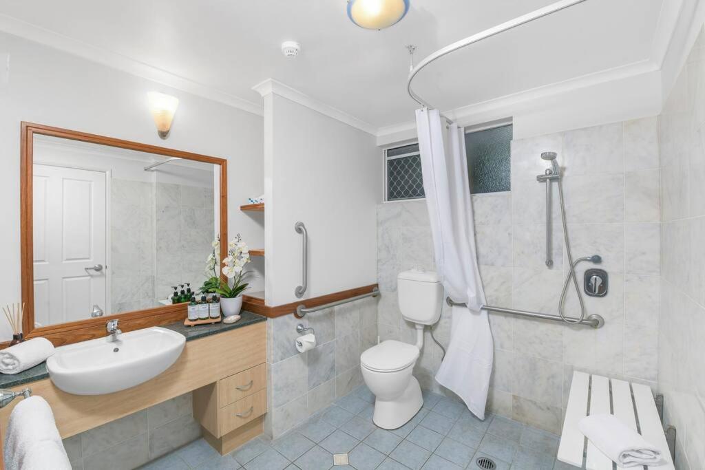 Beach Haven - Alassio Beachfront Resort - Palm Cove