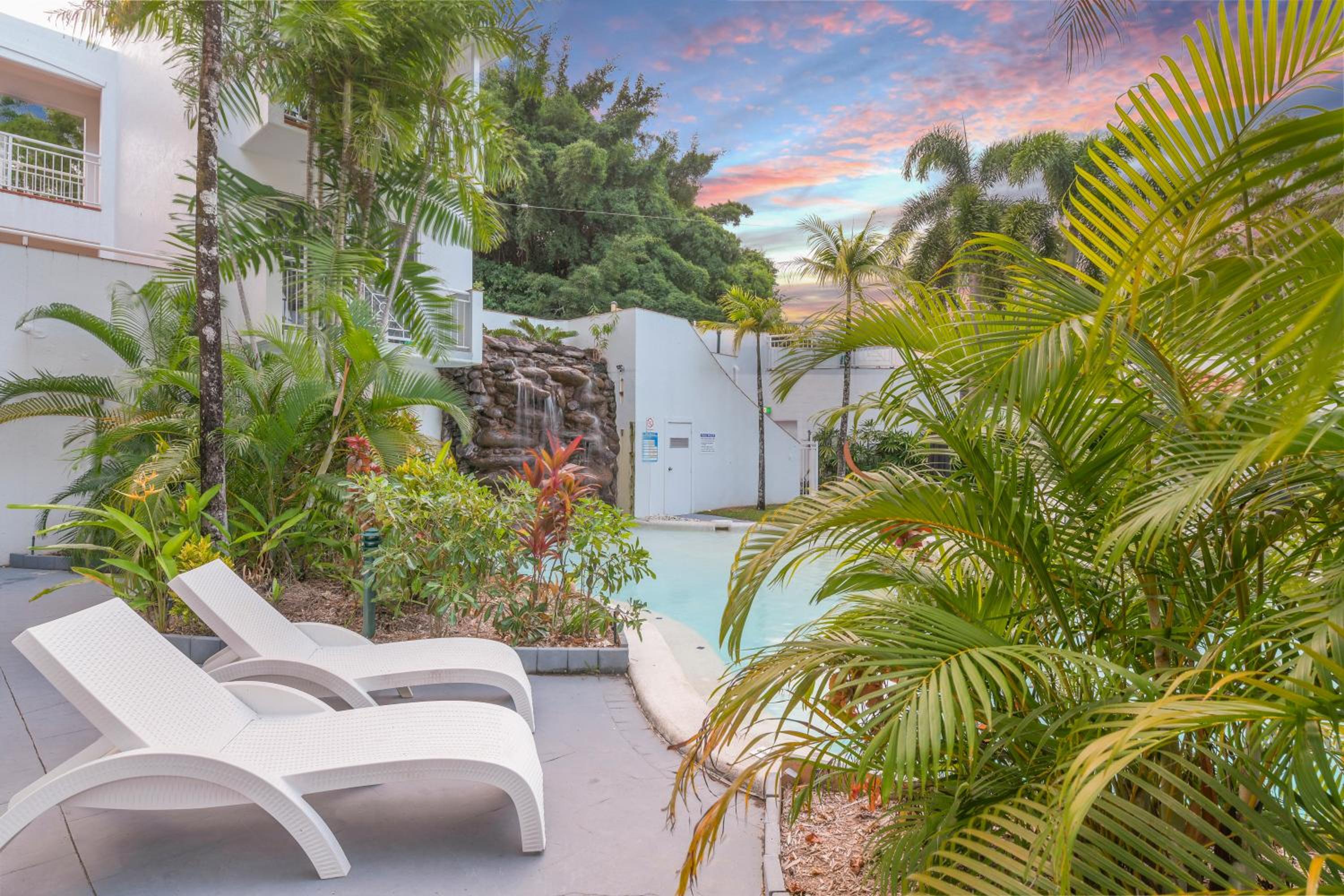 Beach Haven - Alassio Beachfront Resort - Palm Cove
