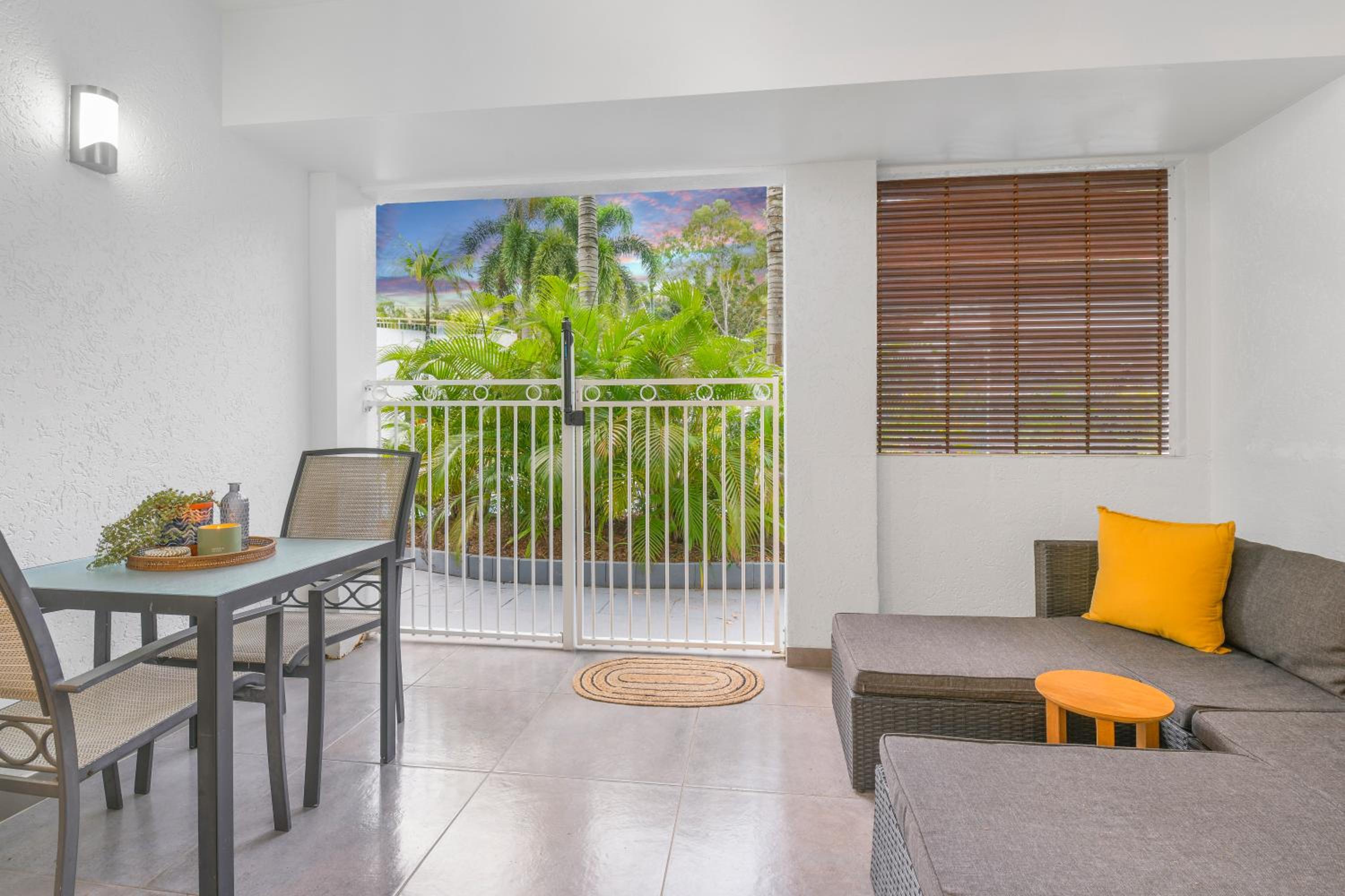 Beach Haven - Alassio Beachfront Resort - Palm Cove