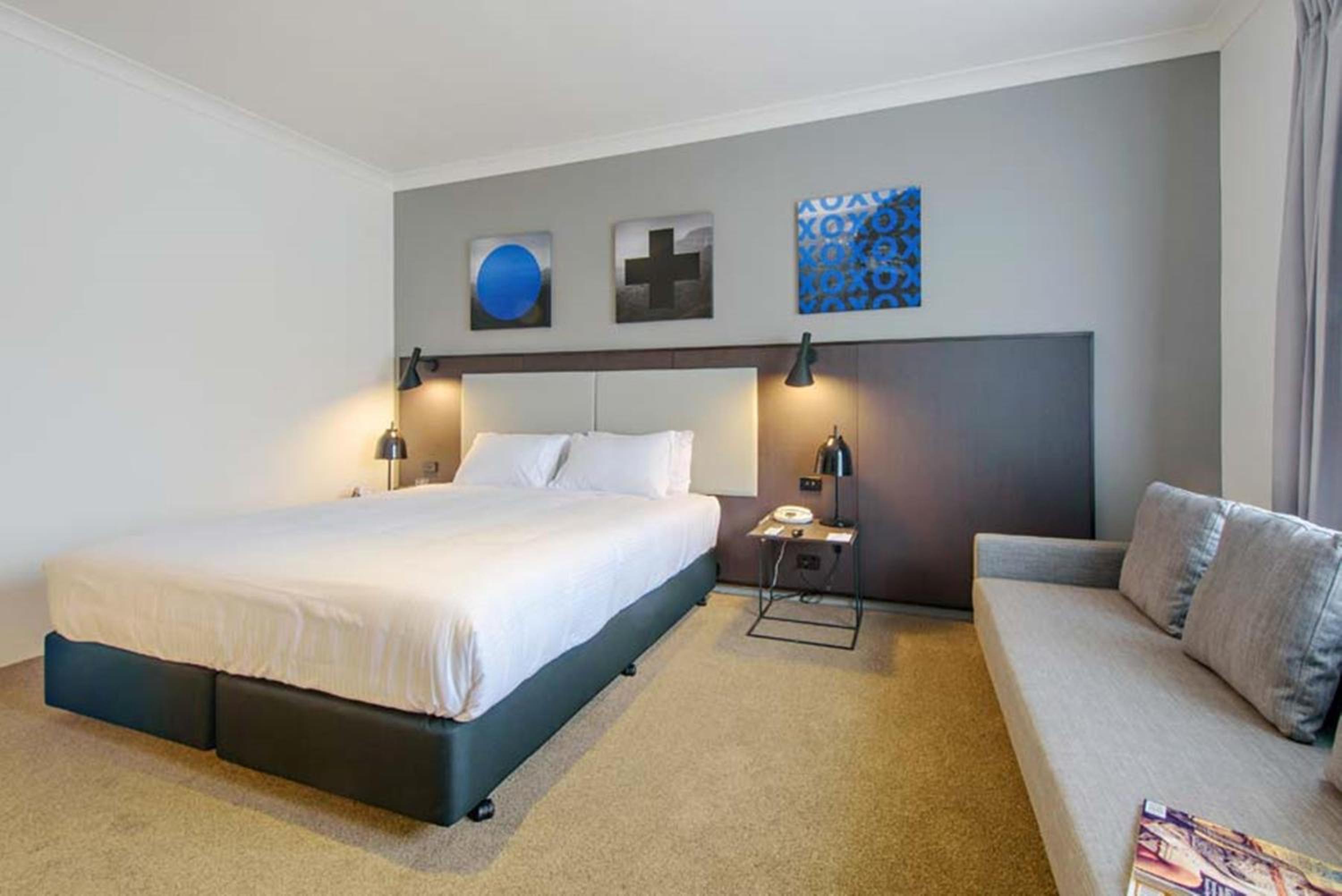Silkari Urban CKS Sydney Airport Hotel-2