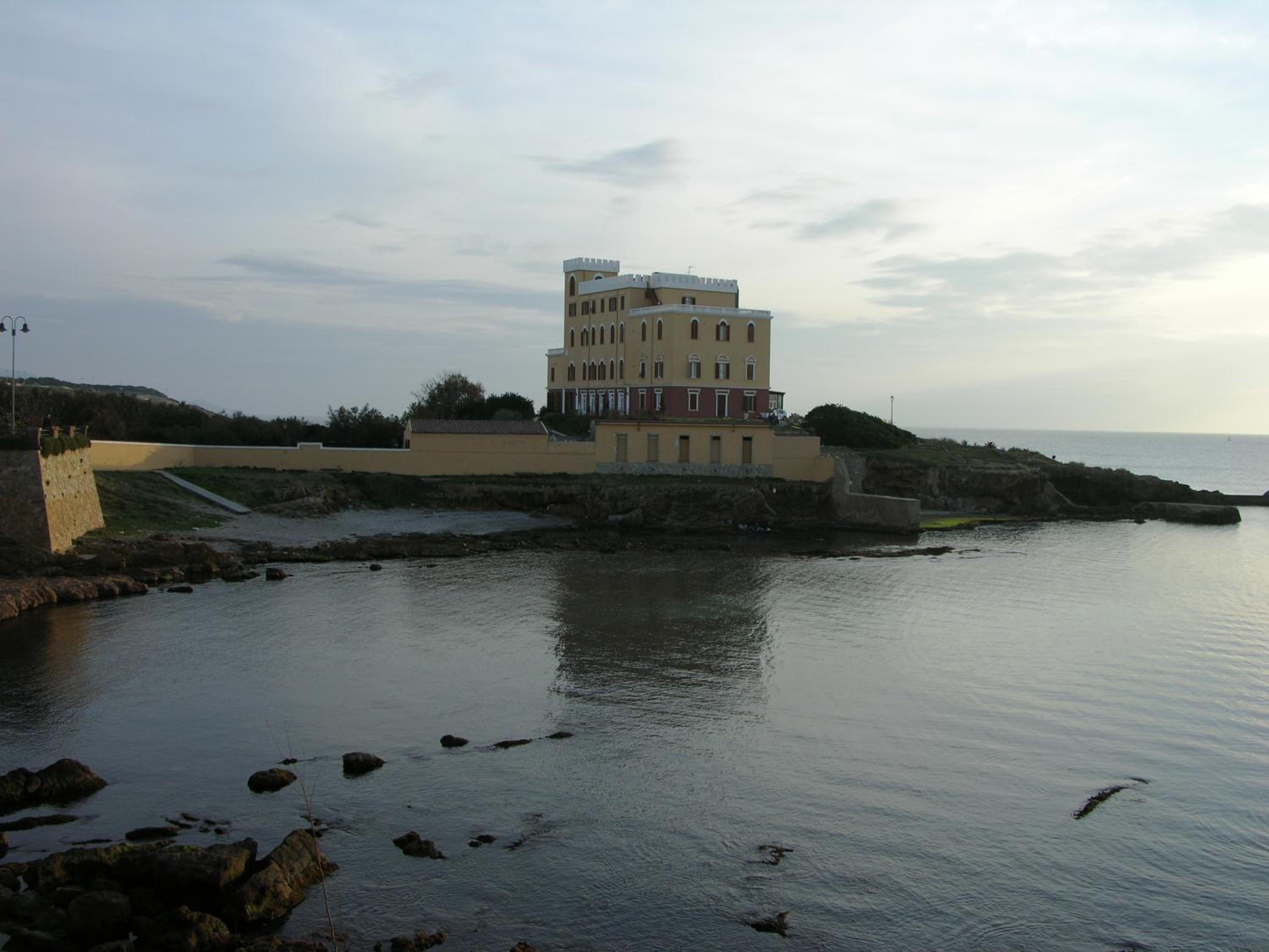 Photo 8