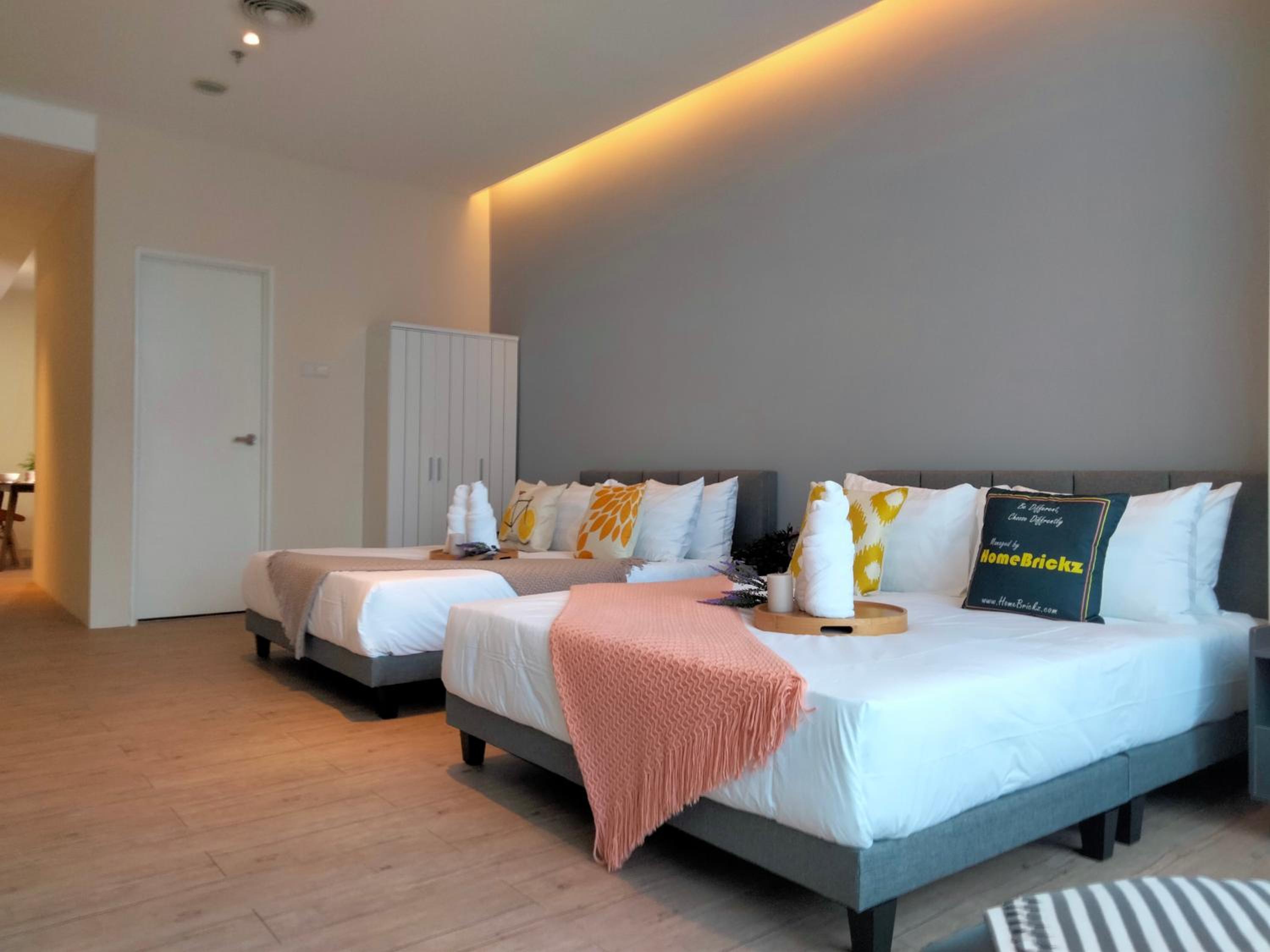 Bangsar Trade Center Studio 4pax I HomeBrickz