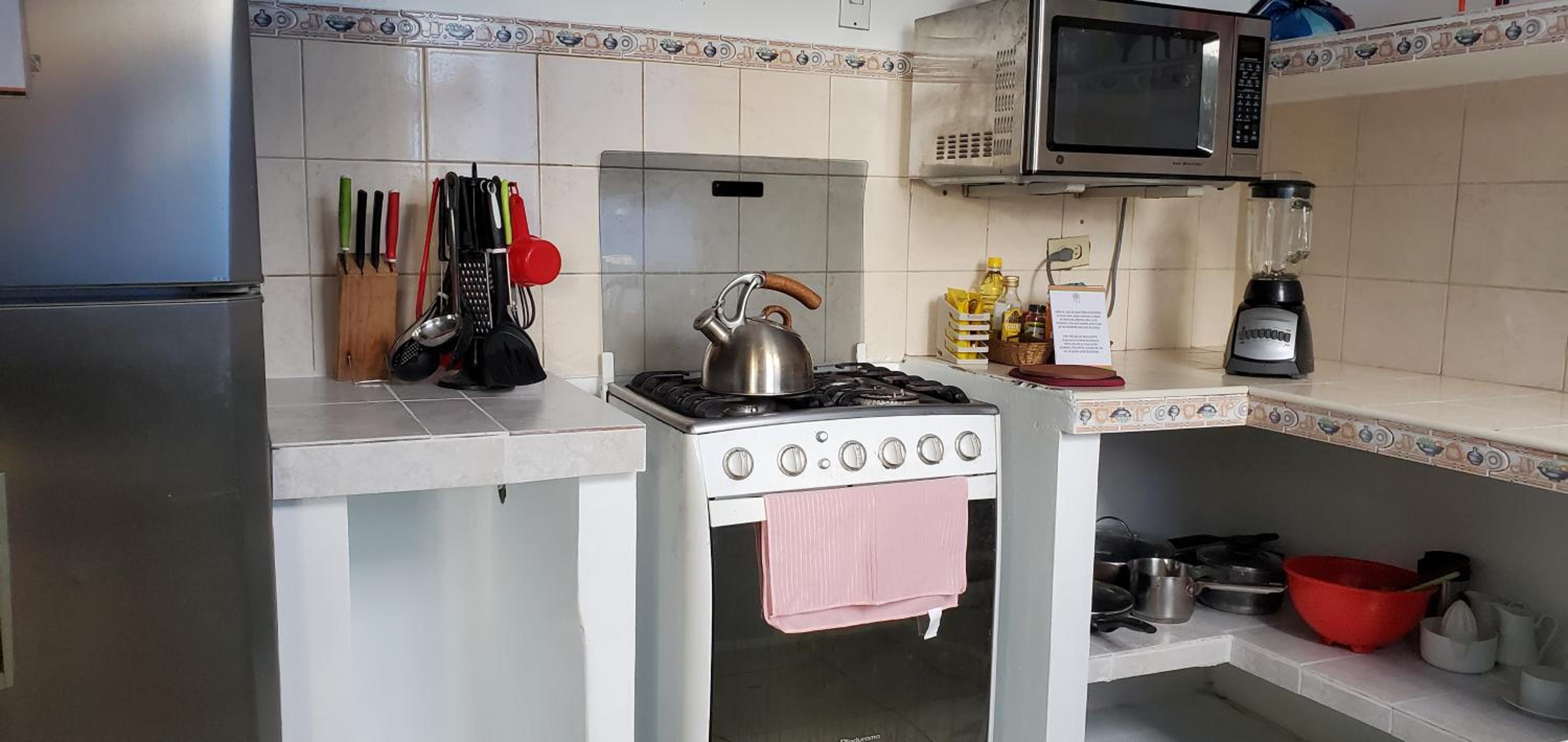 Dreamkapture Hostel close to the airport and bus terminal