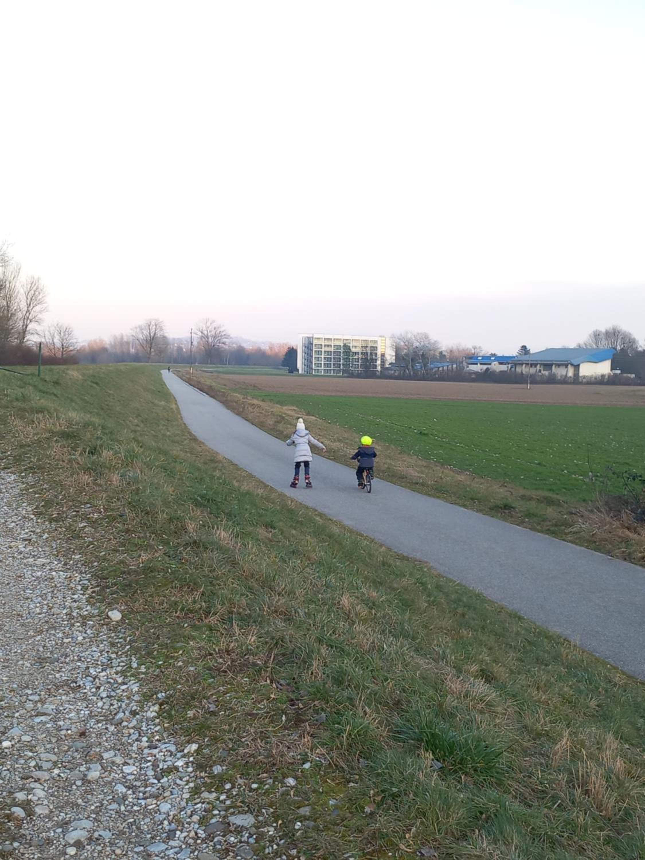 Photo 28