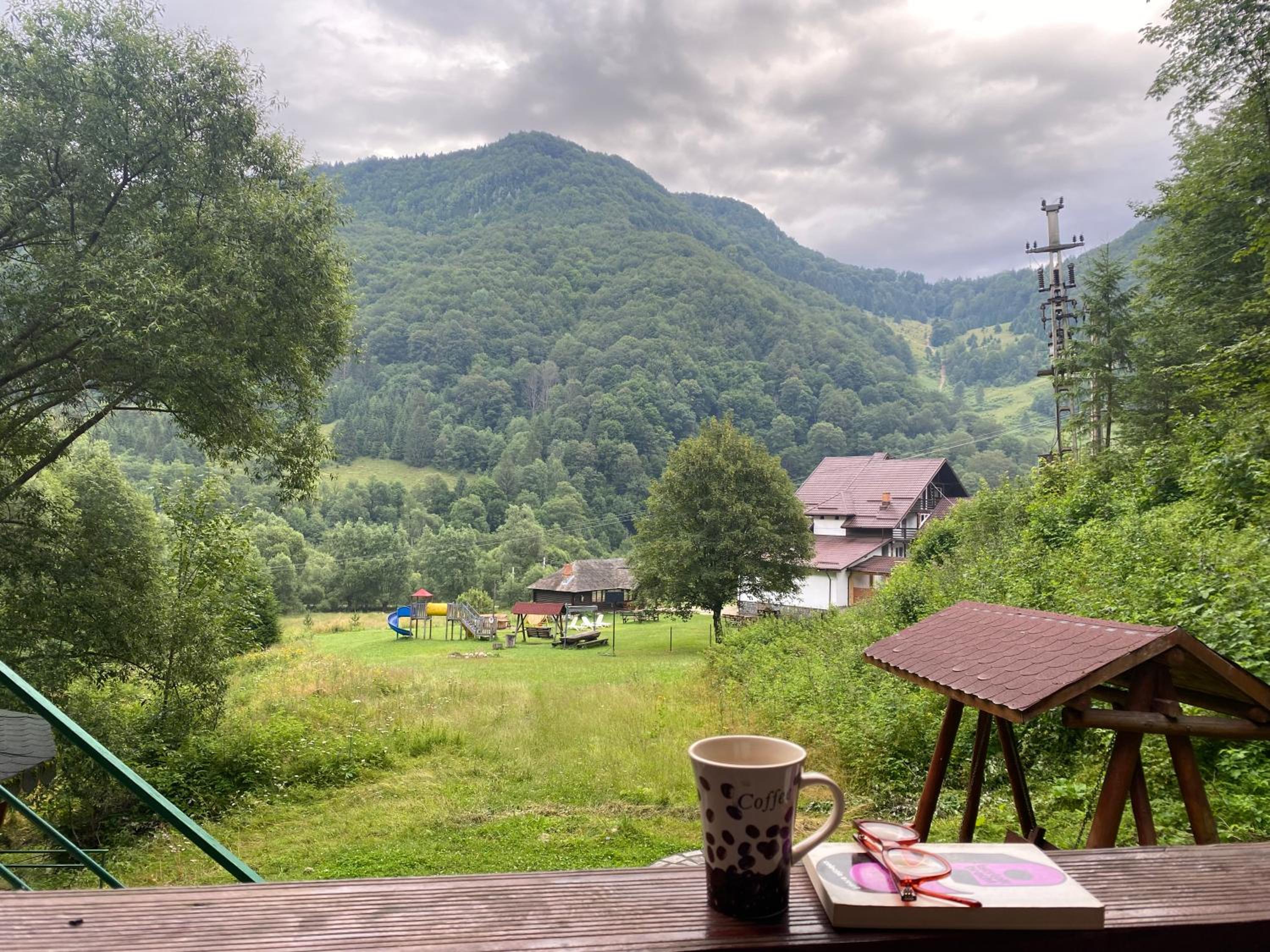 Casa de vacanta Satic Piatra Craiului La Doi viermi