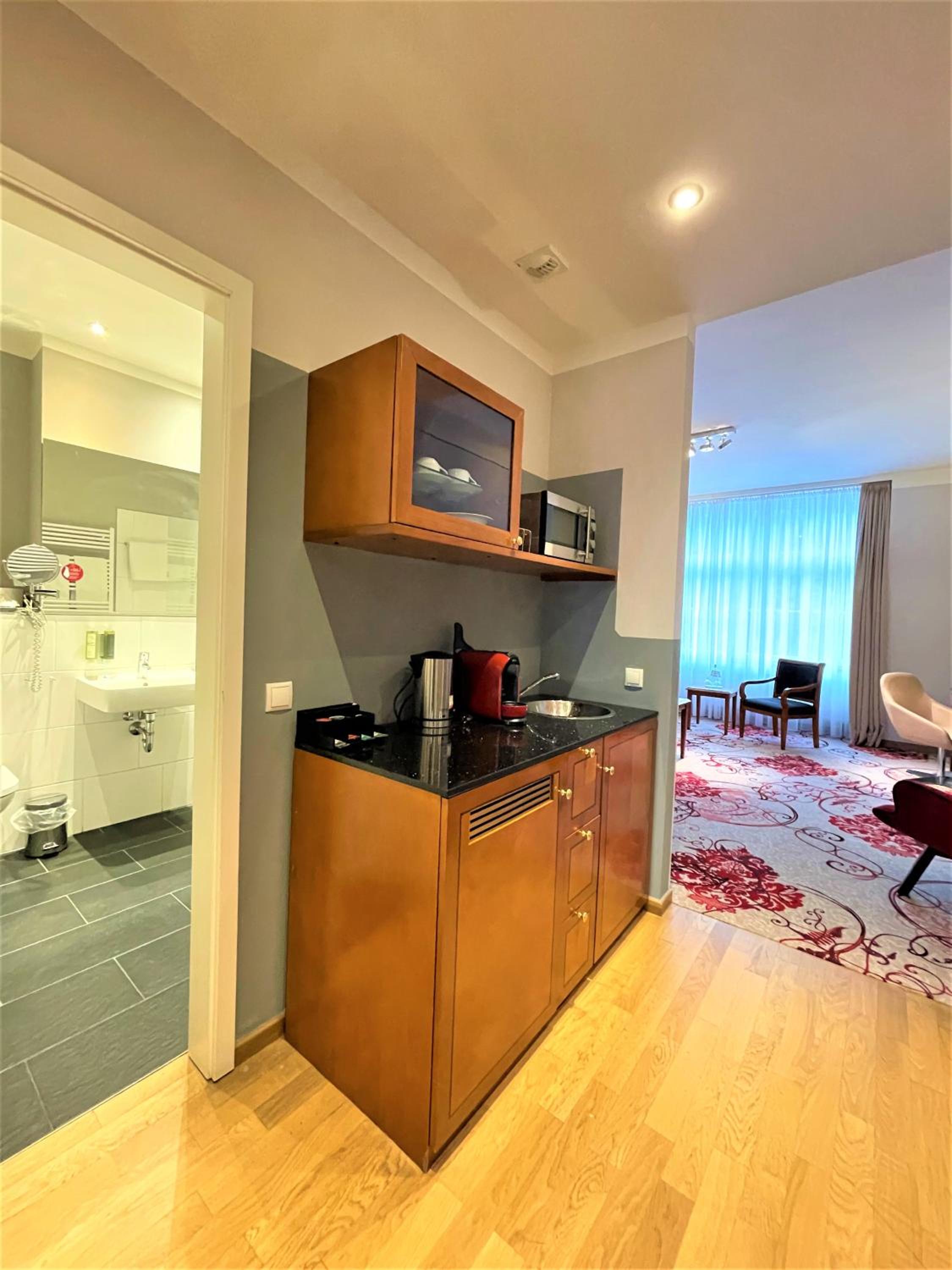 LIKESTAY Premium Baden-Baden - ehemals Batschari Palais — photo 82