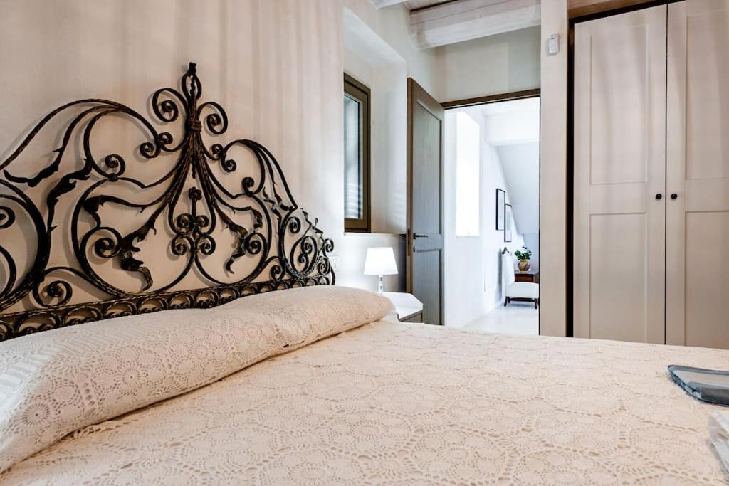 Casale Donna Costanza