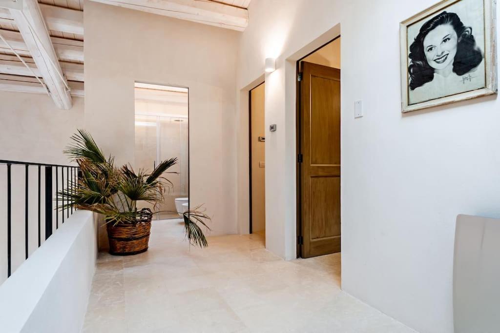 Casale Donna Costanza