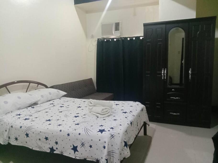 Unit in S Marino Residence,walking distance tò SM City,G Mall of Cebu,Robinsons Galleria