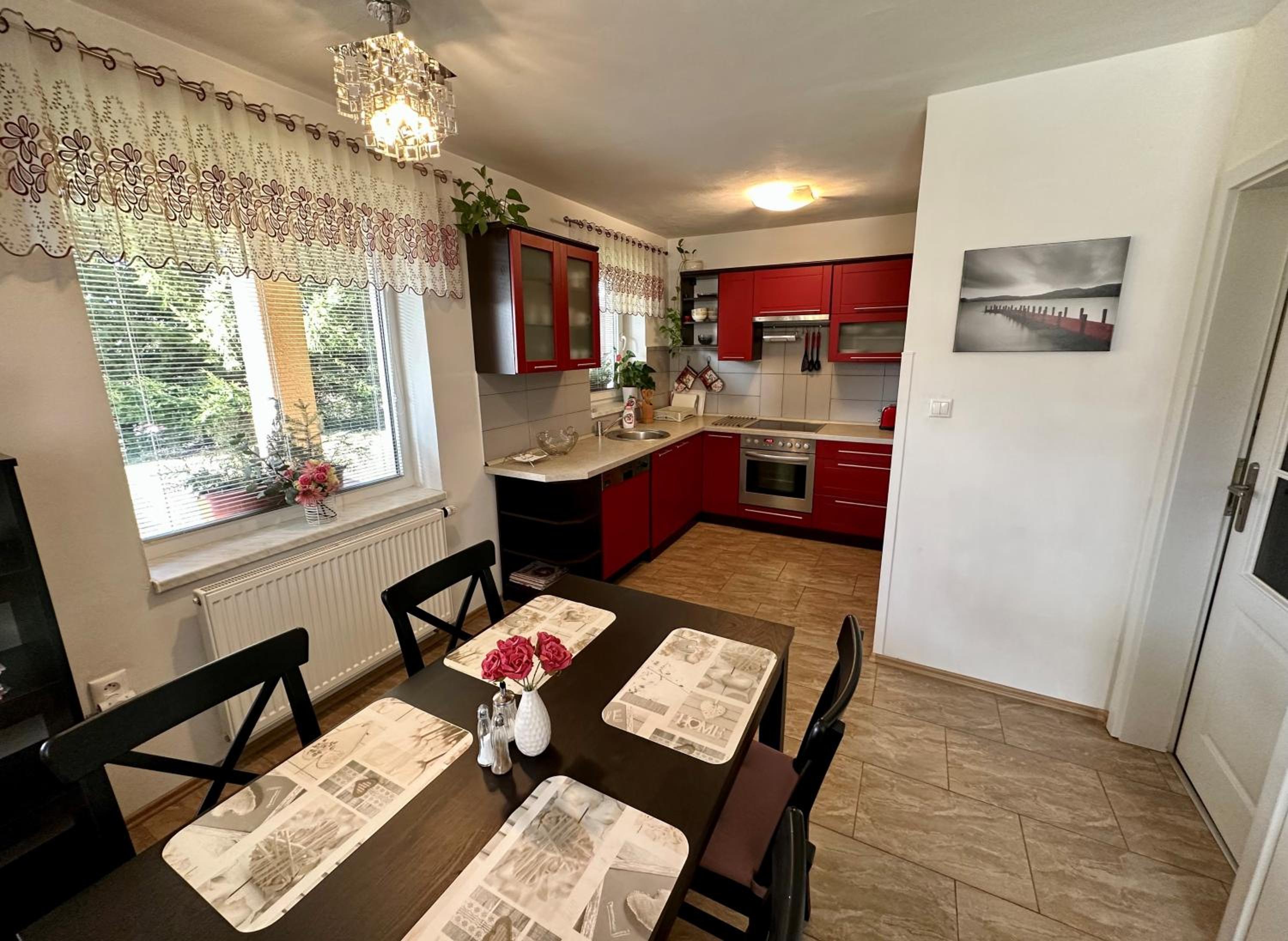 Apartment Boroví