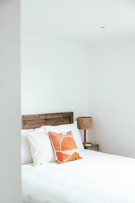 The Hideout - Newquay - Fully Stocked Eco Escape view 5