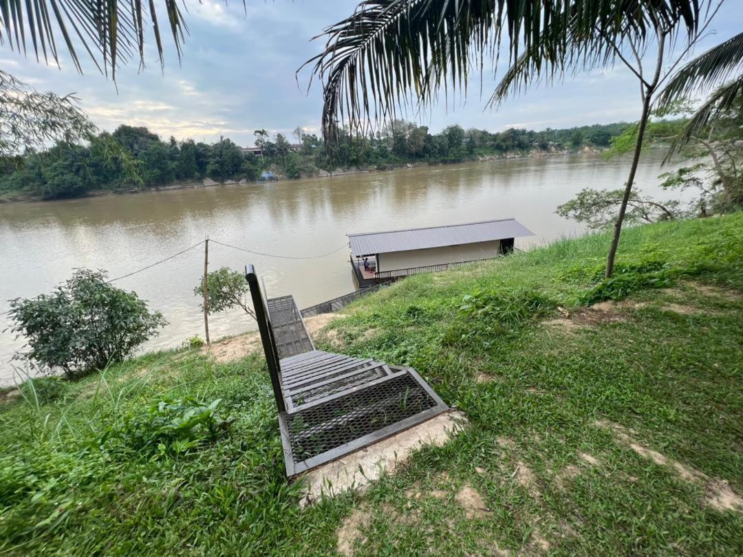 Chalet Terapung Laman Tok Ayah Temerloh photo 2