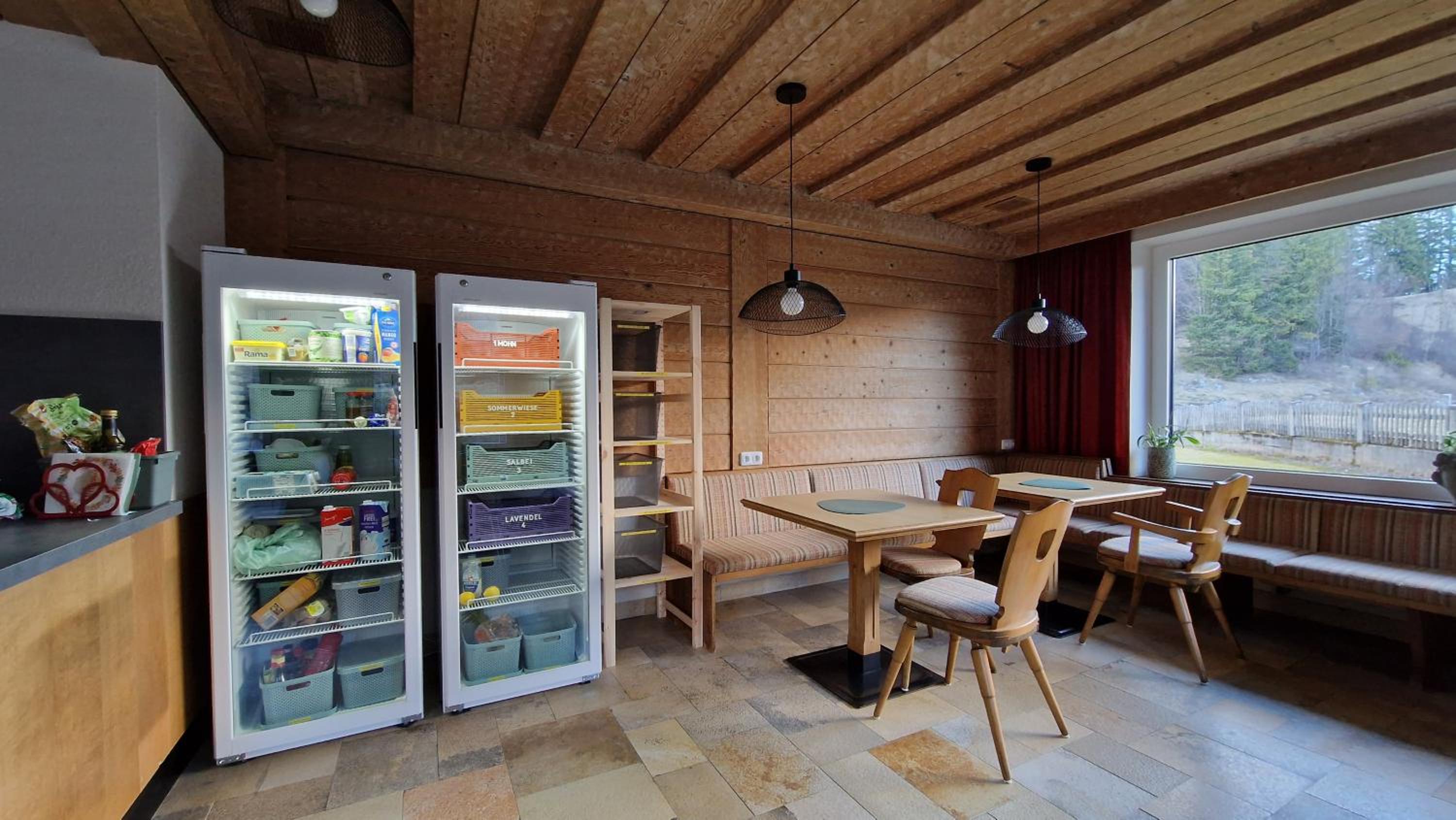 Alpinum Hostel Biberwier - Günstige Privatzimmer in der Zugspitz Arena