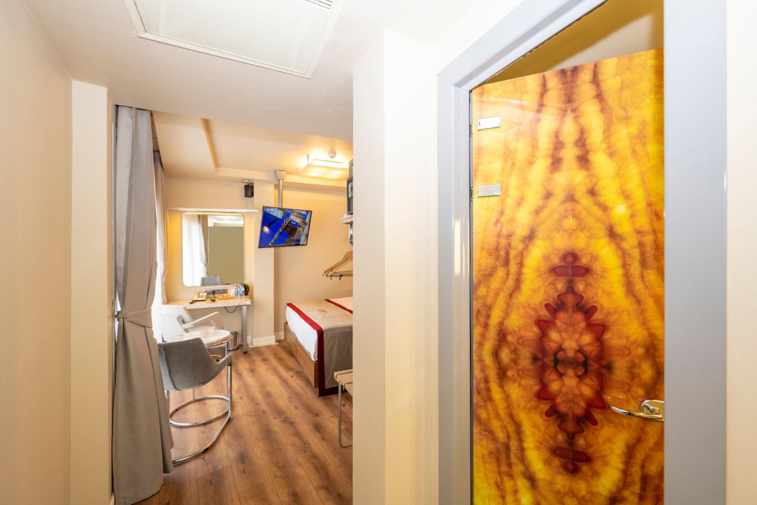 Ramada By Wyndham Istanbul Pera Taksim - Image 123