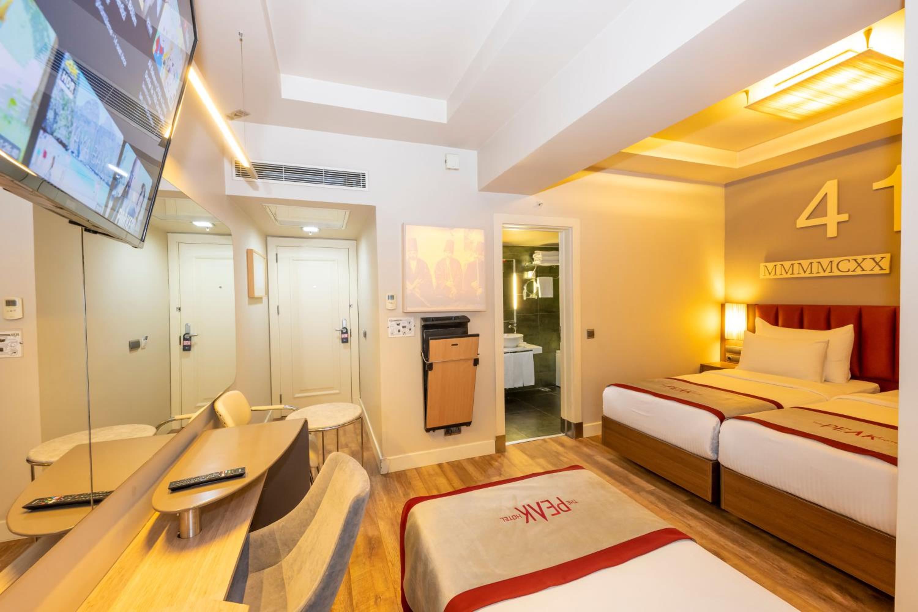 Ramada By Wyndham Istanbul Pera Taksim - Image 157