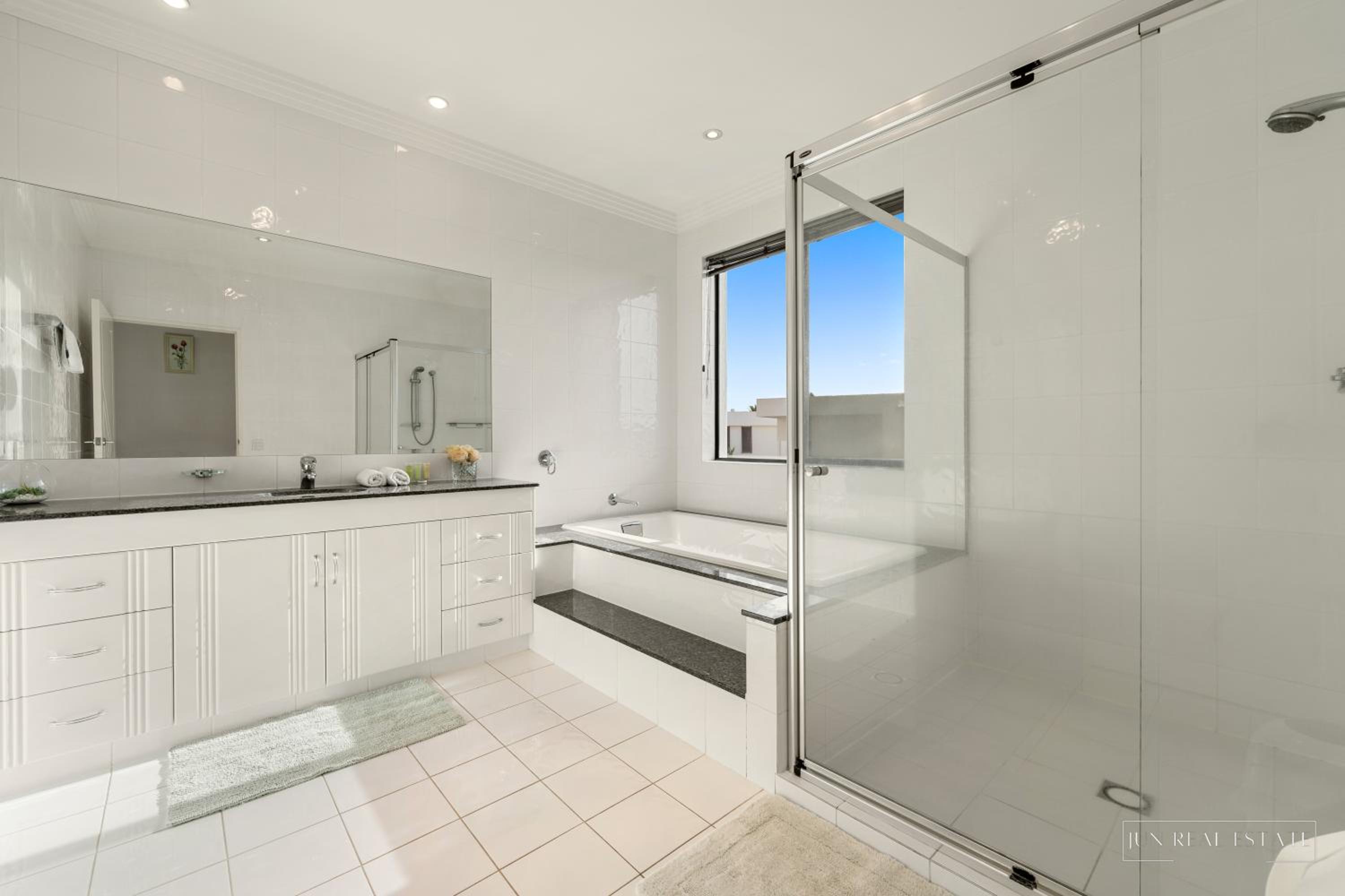 stunning prestige residence