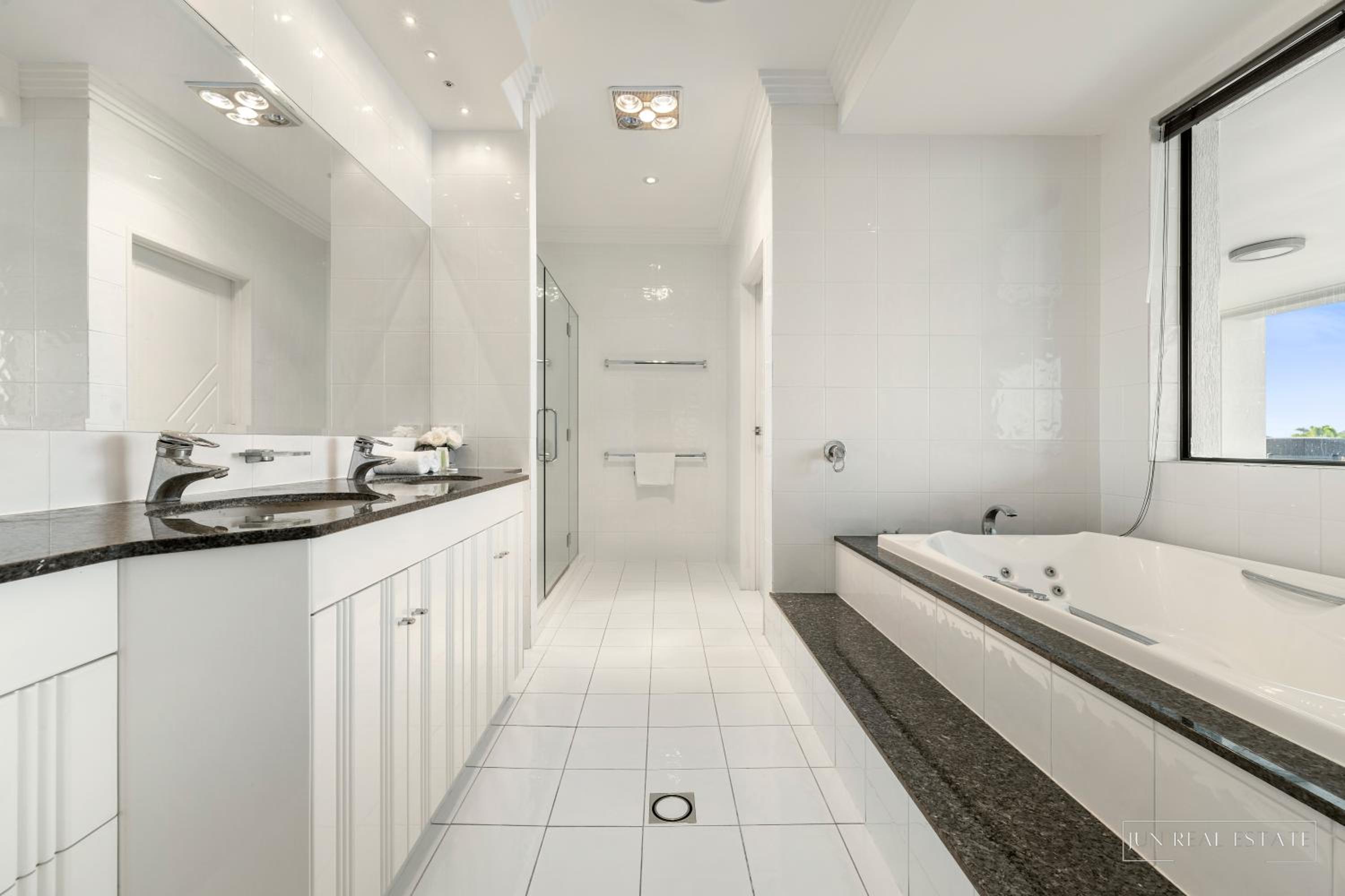 stunning prestige residence