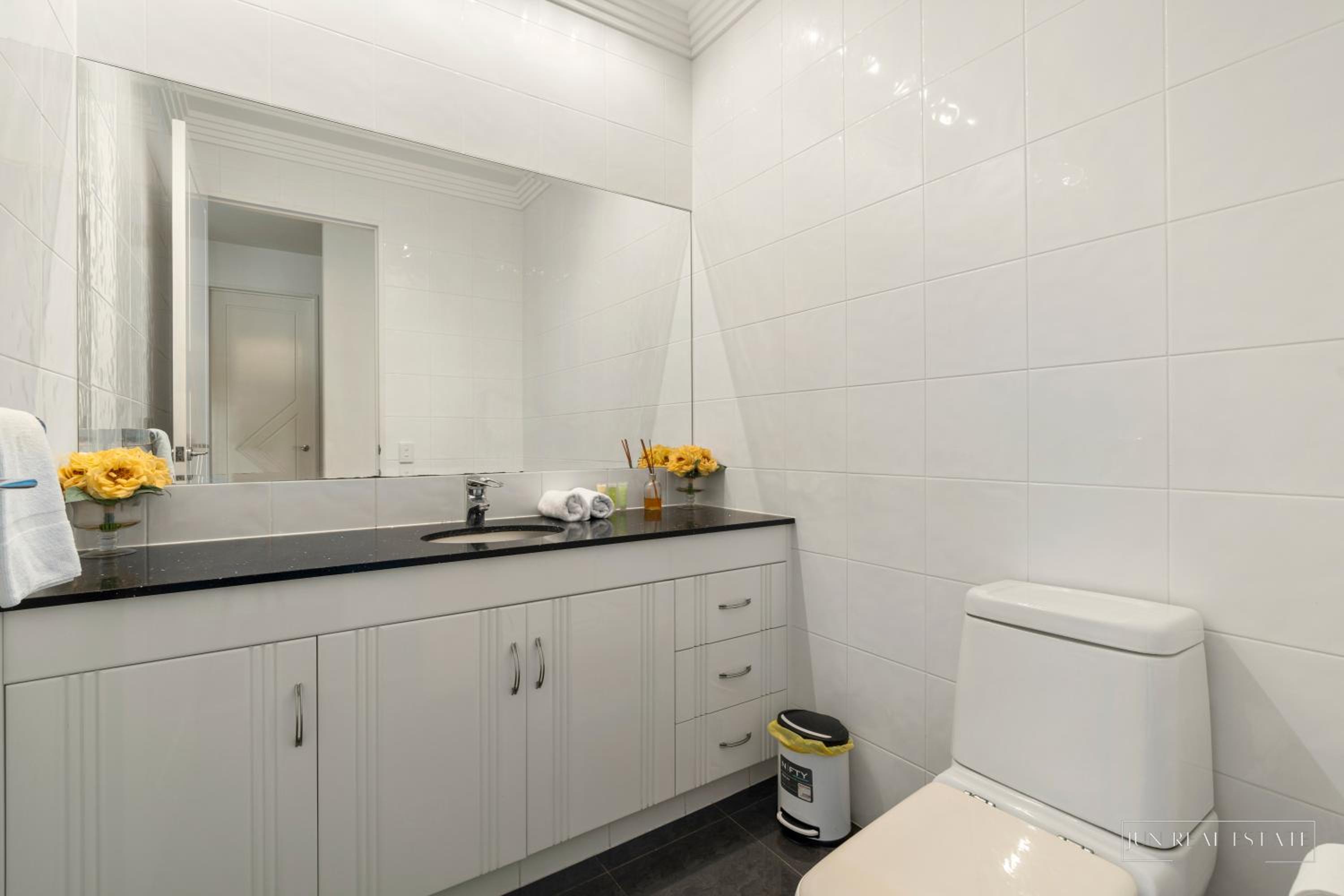 stunning prestige residence