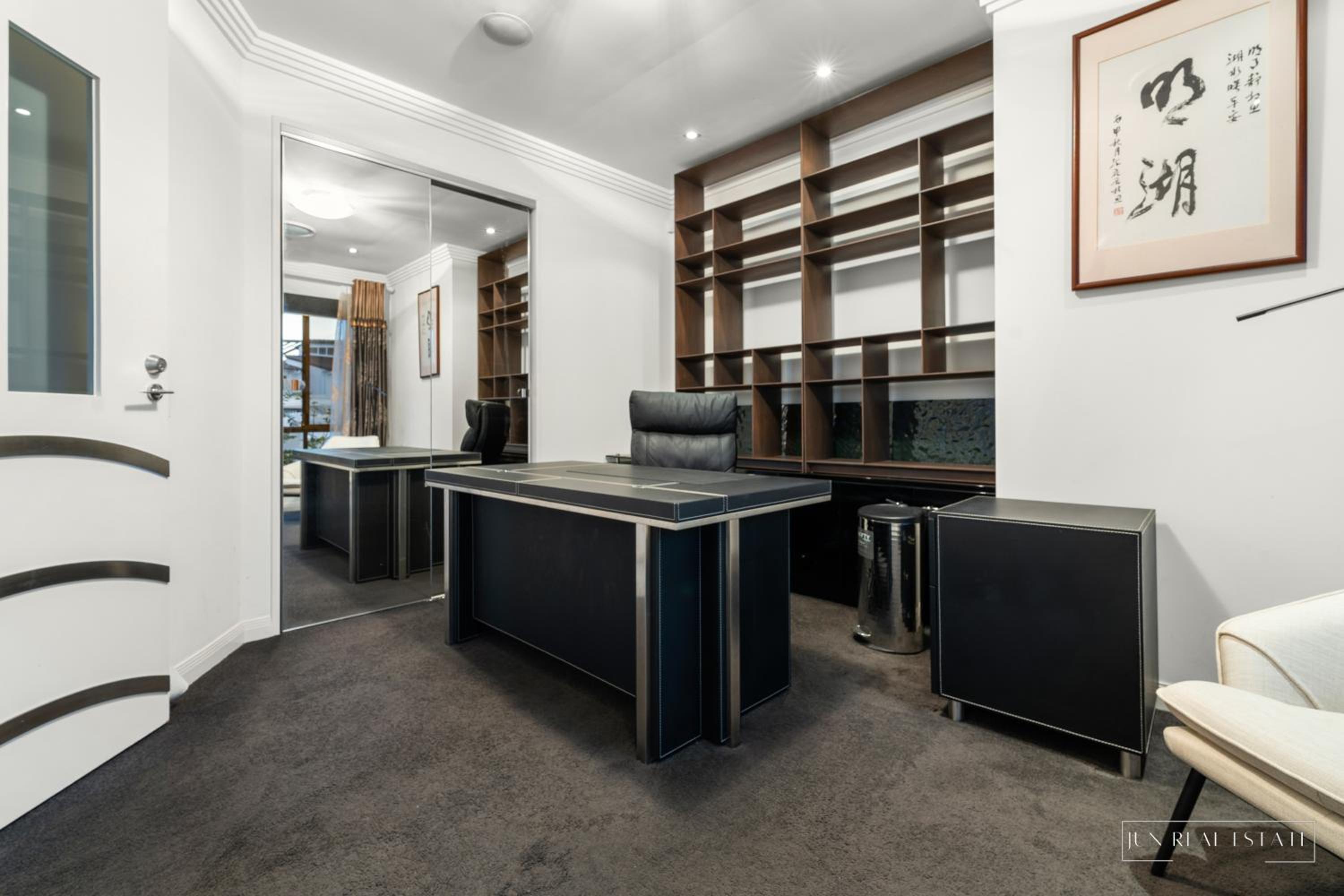 stunning prestige residence