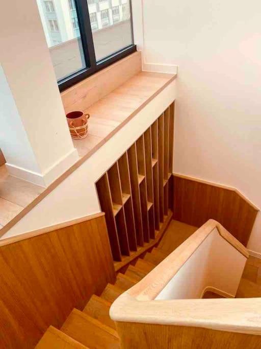 Large 3 Bed 3 Bathrooms Penthouse with terrace and City views in London