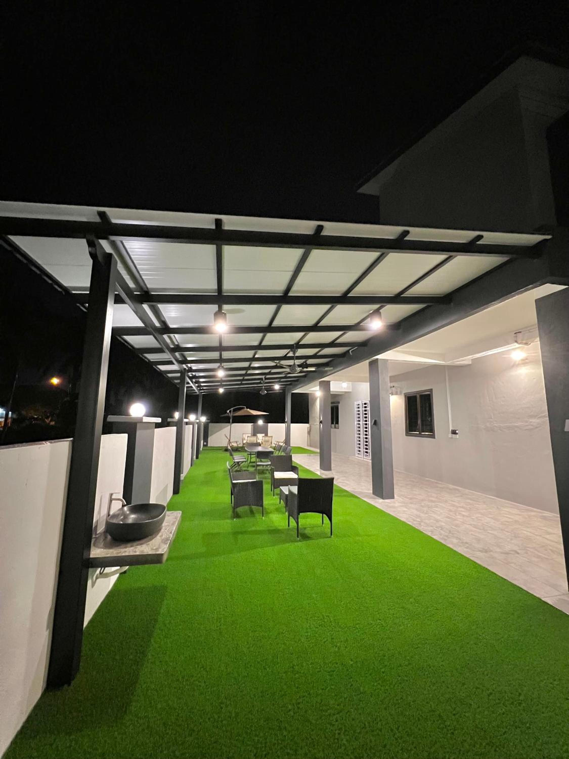 Entire Vacation Home with landscape garden view 4