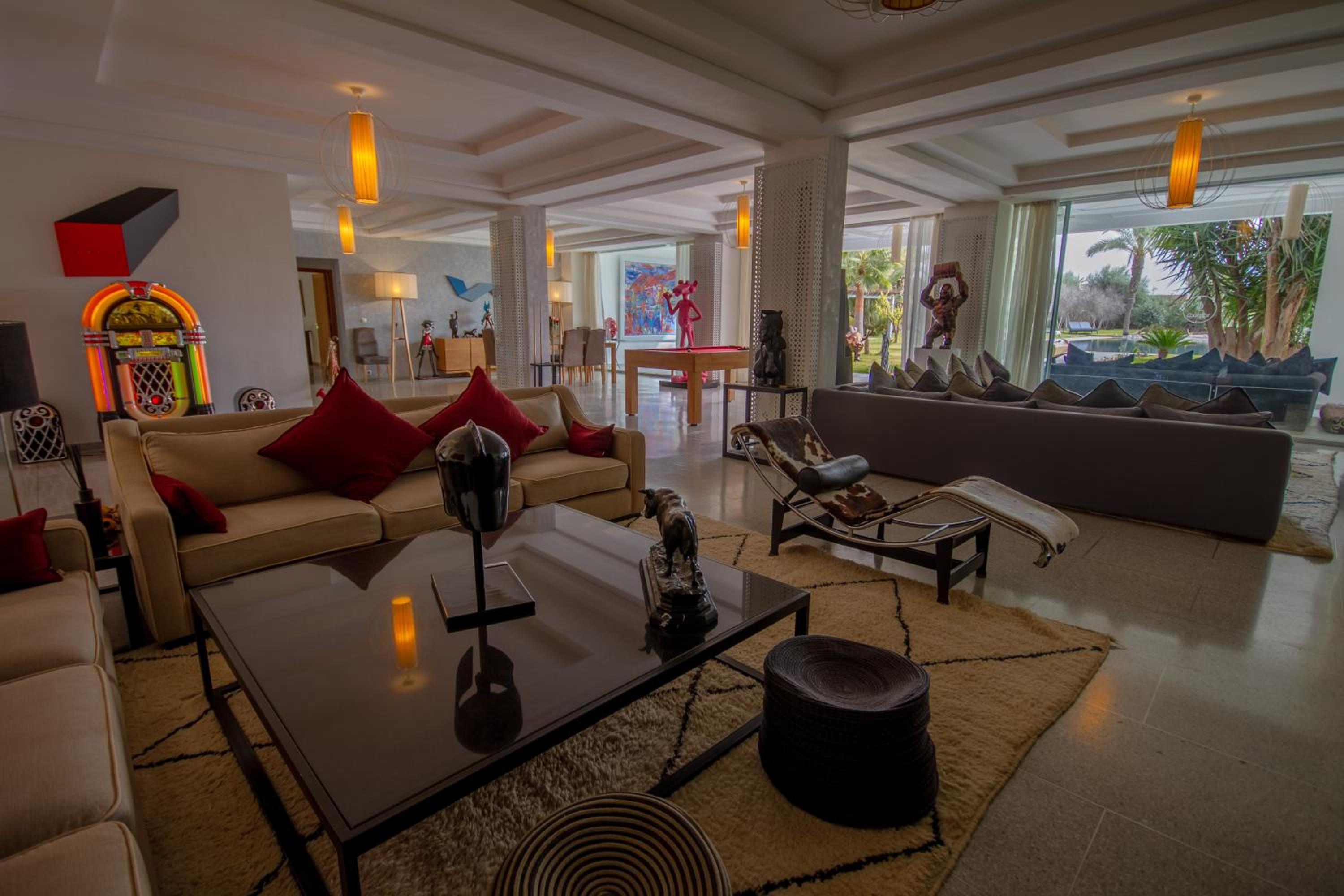 lounge