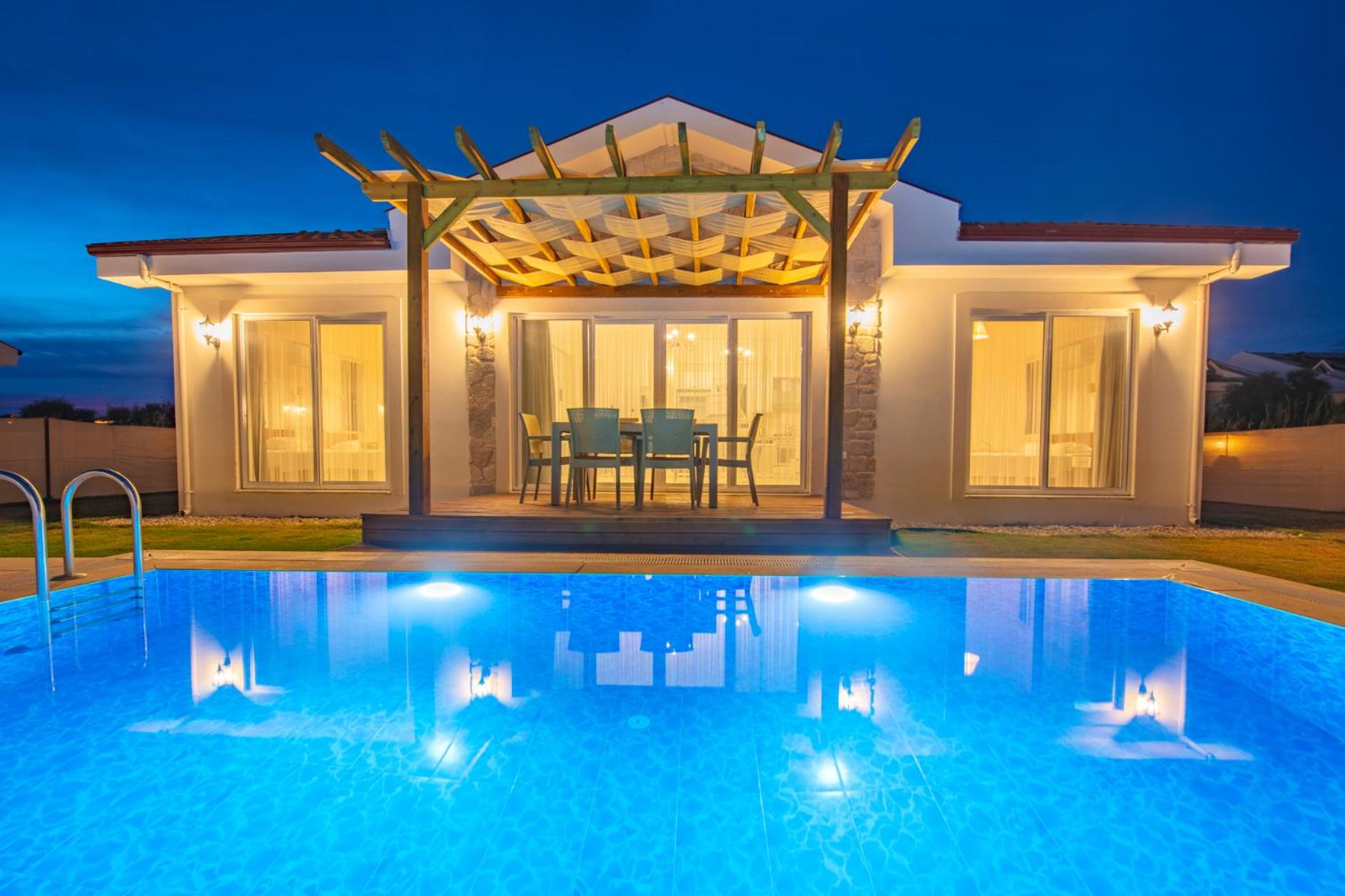 SunTeos Villa Suites - Image 22