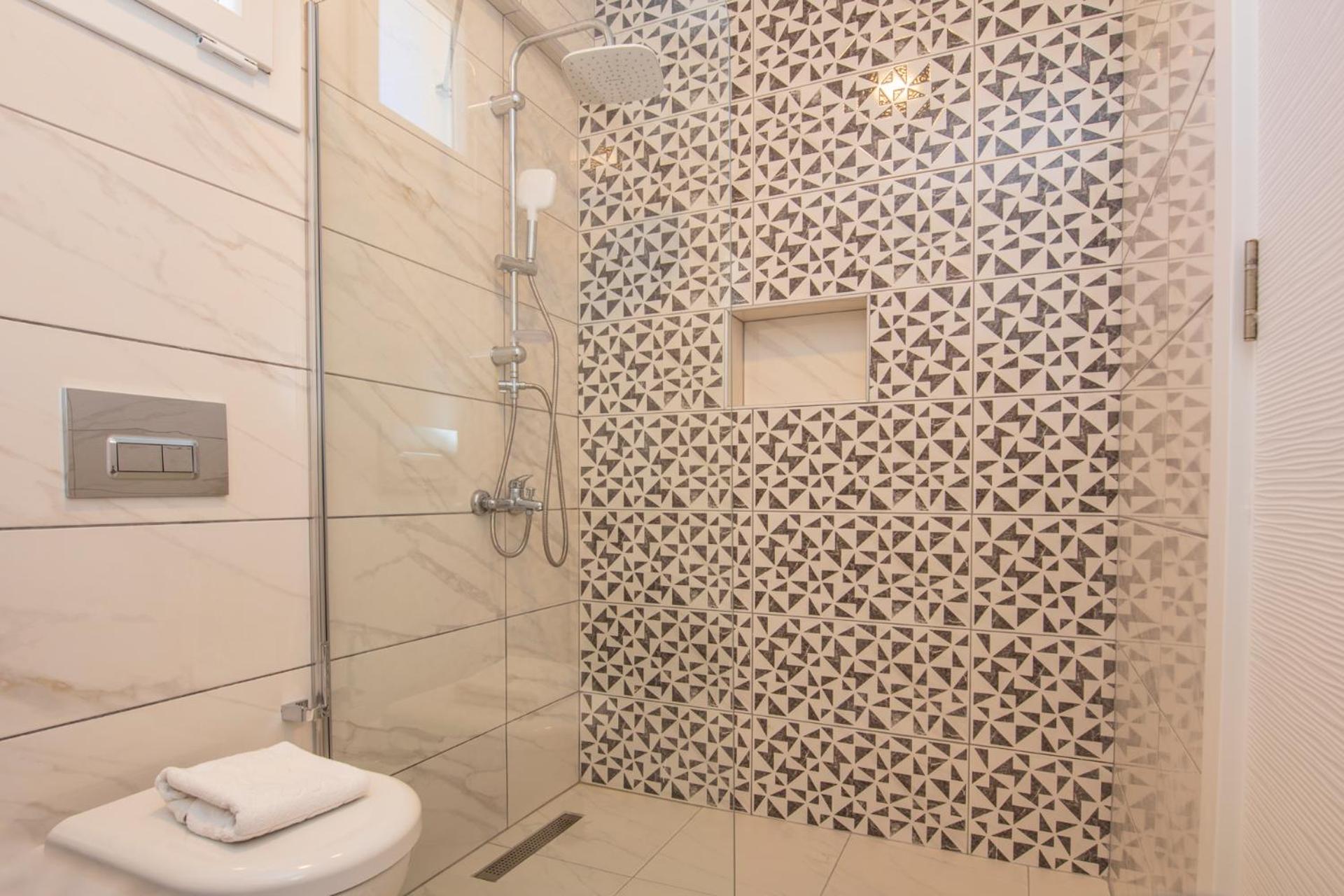 SunTeos Villa Suites - Image 25