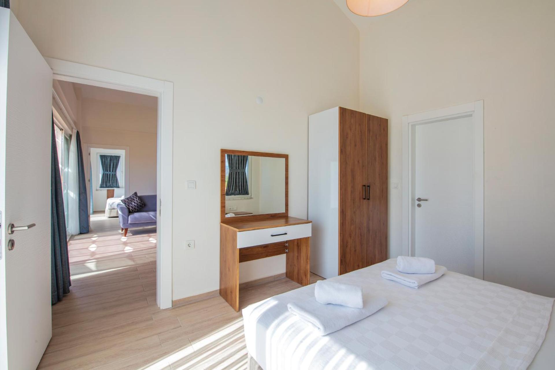 SunTeos Villa Suites - Image 27