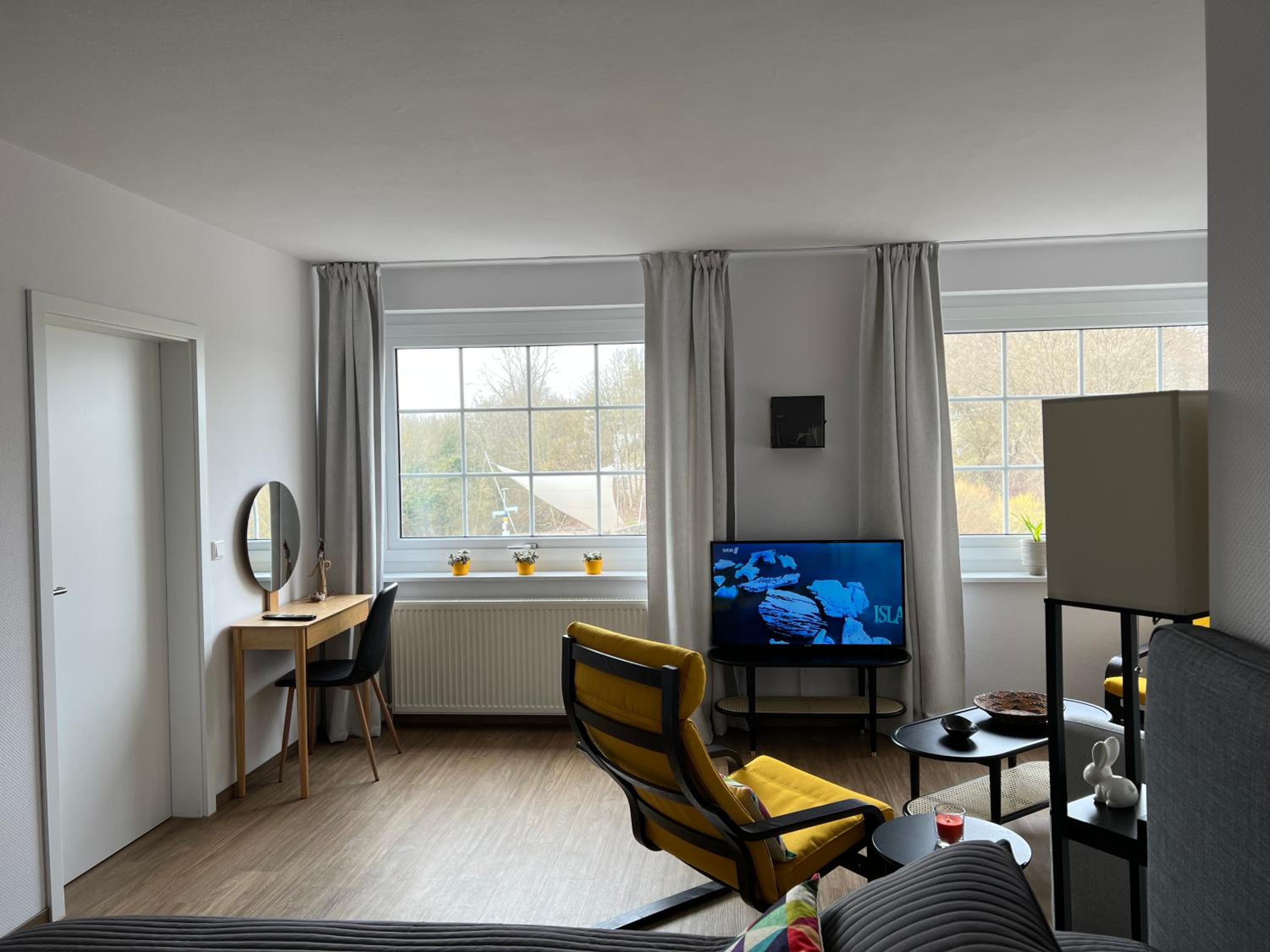 Fi-Eck Apartments