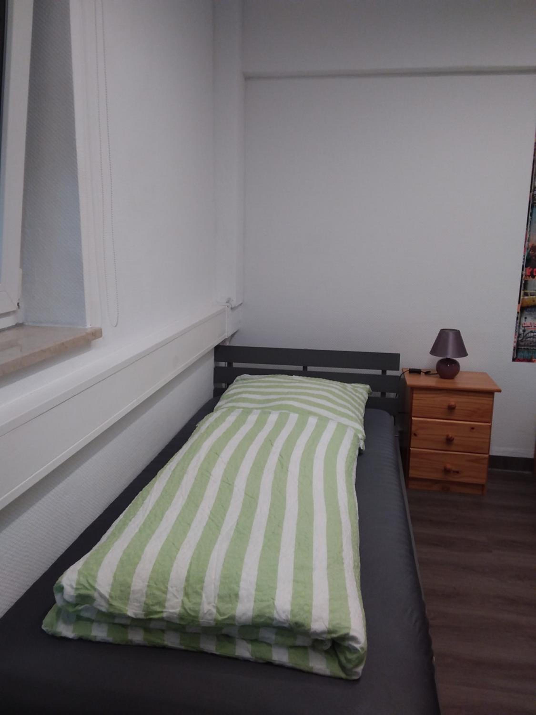 NGUYEN LE 3 Schlafzimmer, 7 Bette,Dusche, 2 WC , Küche ab 2 Übernachtungen