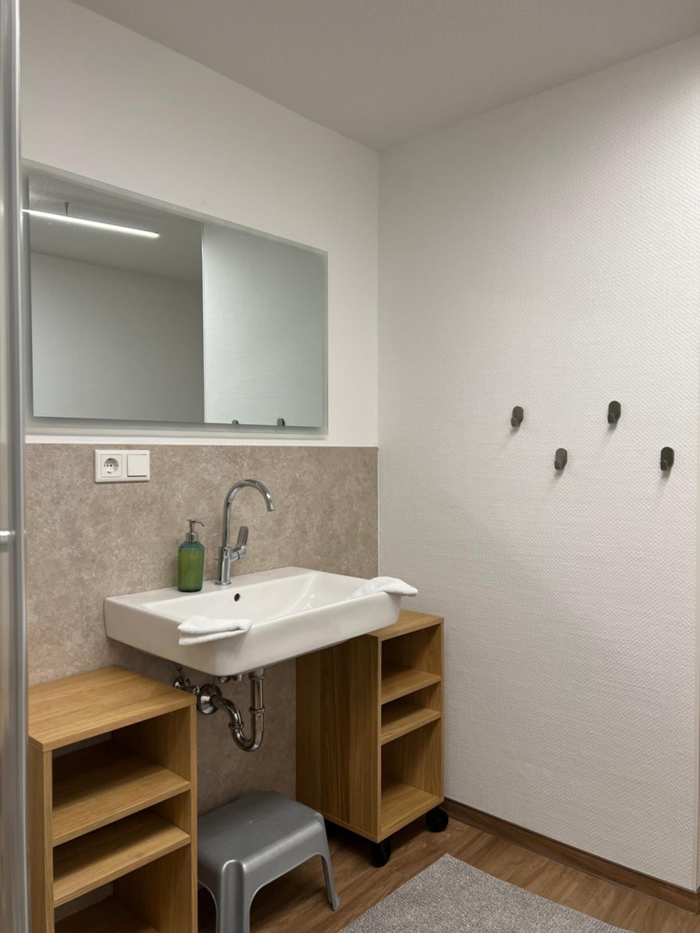 Fi-Eck Apartments