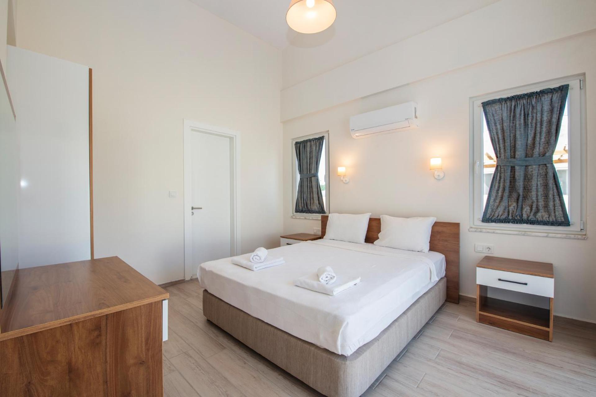 SunTeos Villa Suites - Image 35