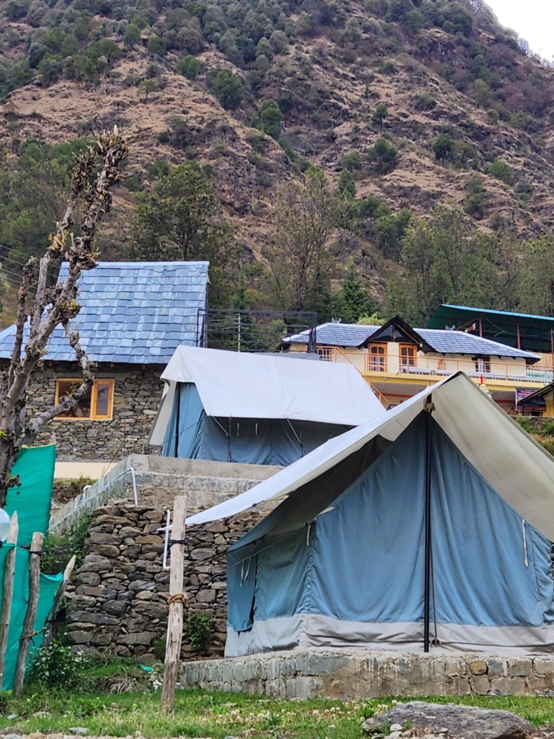 kudrat Mud House and Camps