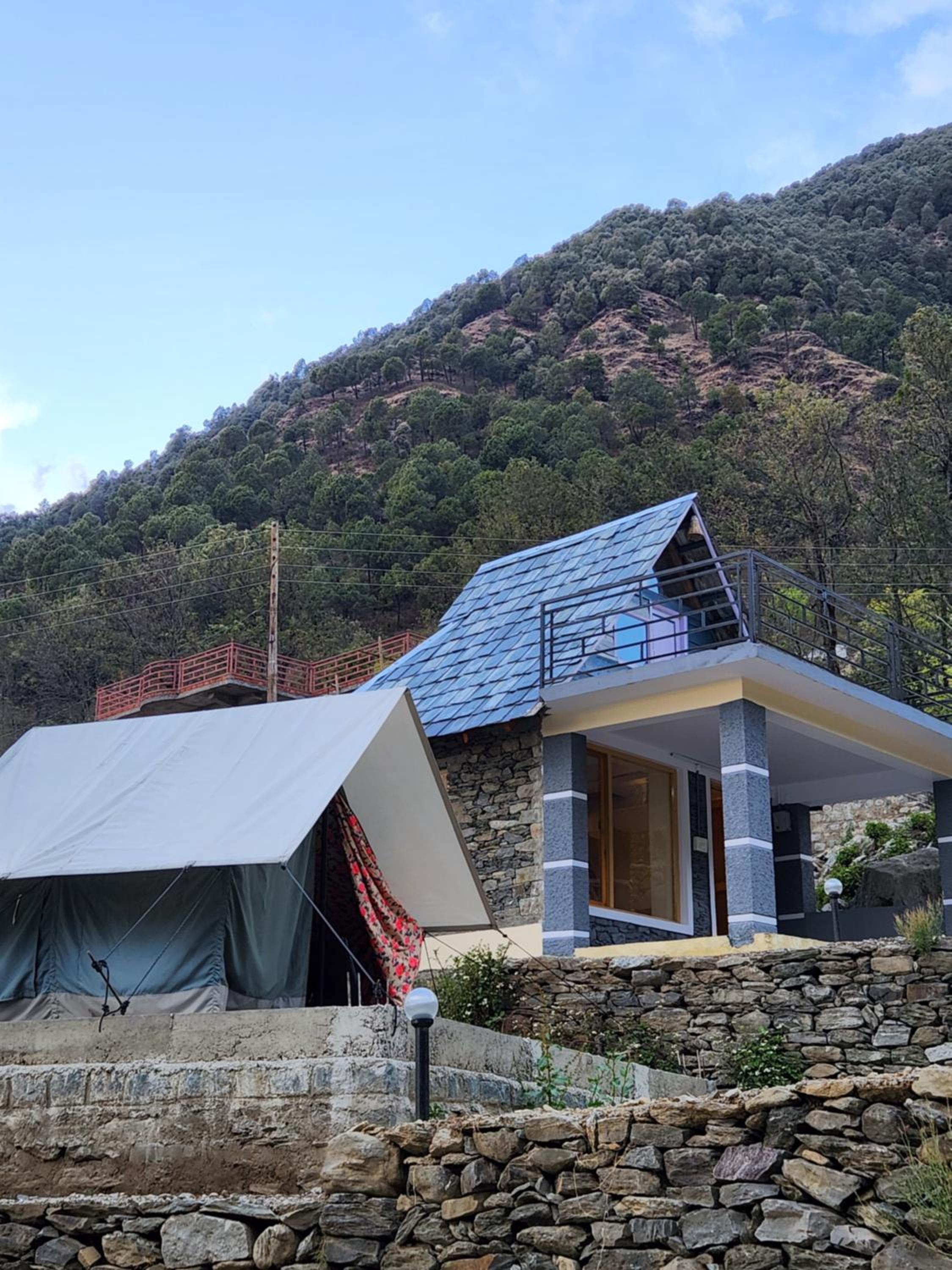 kudrat Mud House and Camps