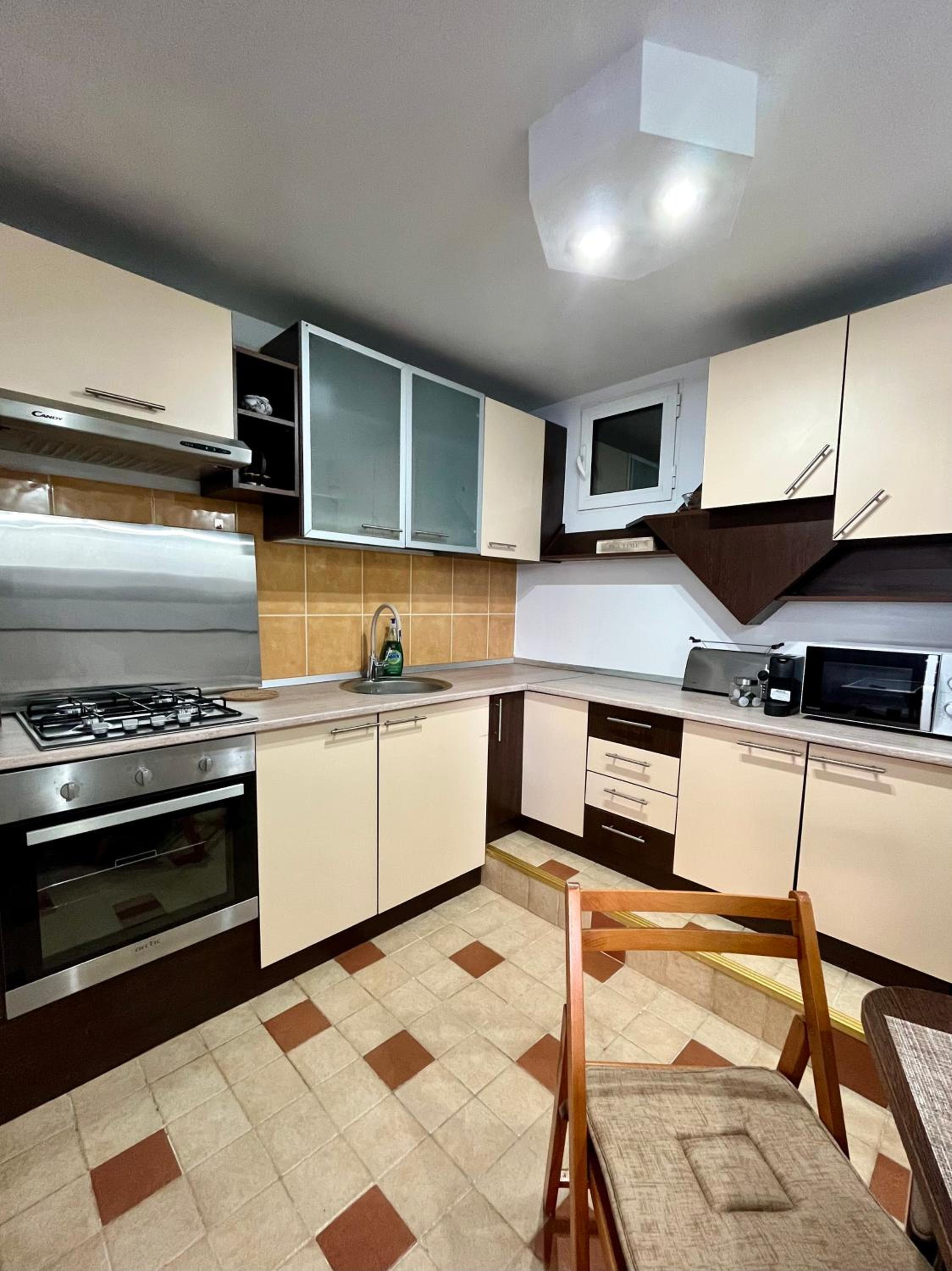 Timi Residence