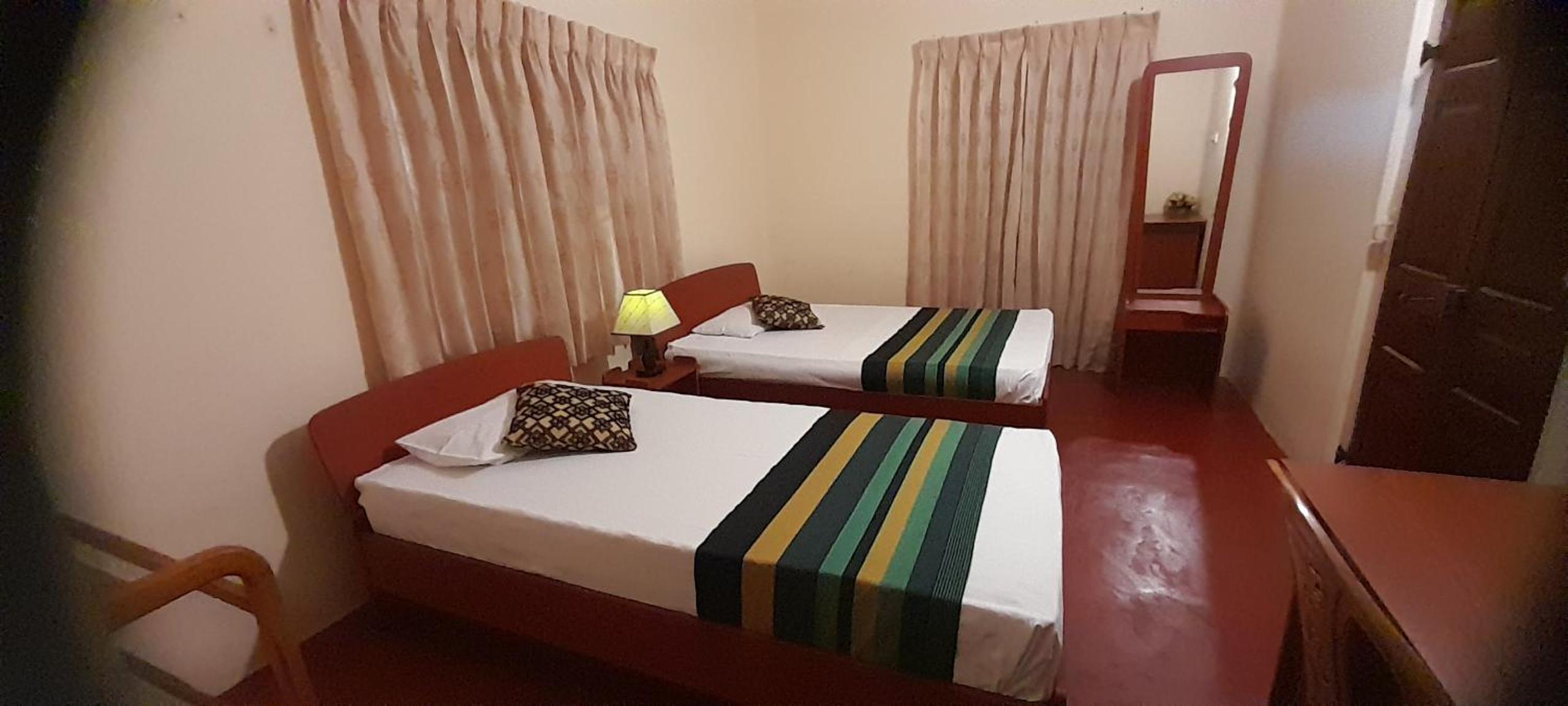 Homefeel Guest House & Tours view 5