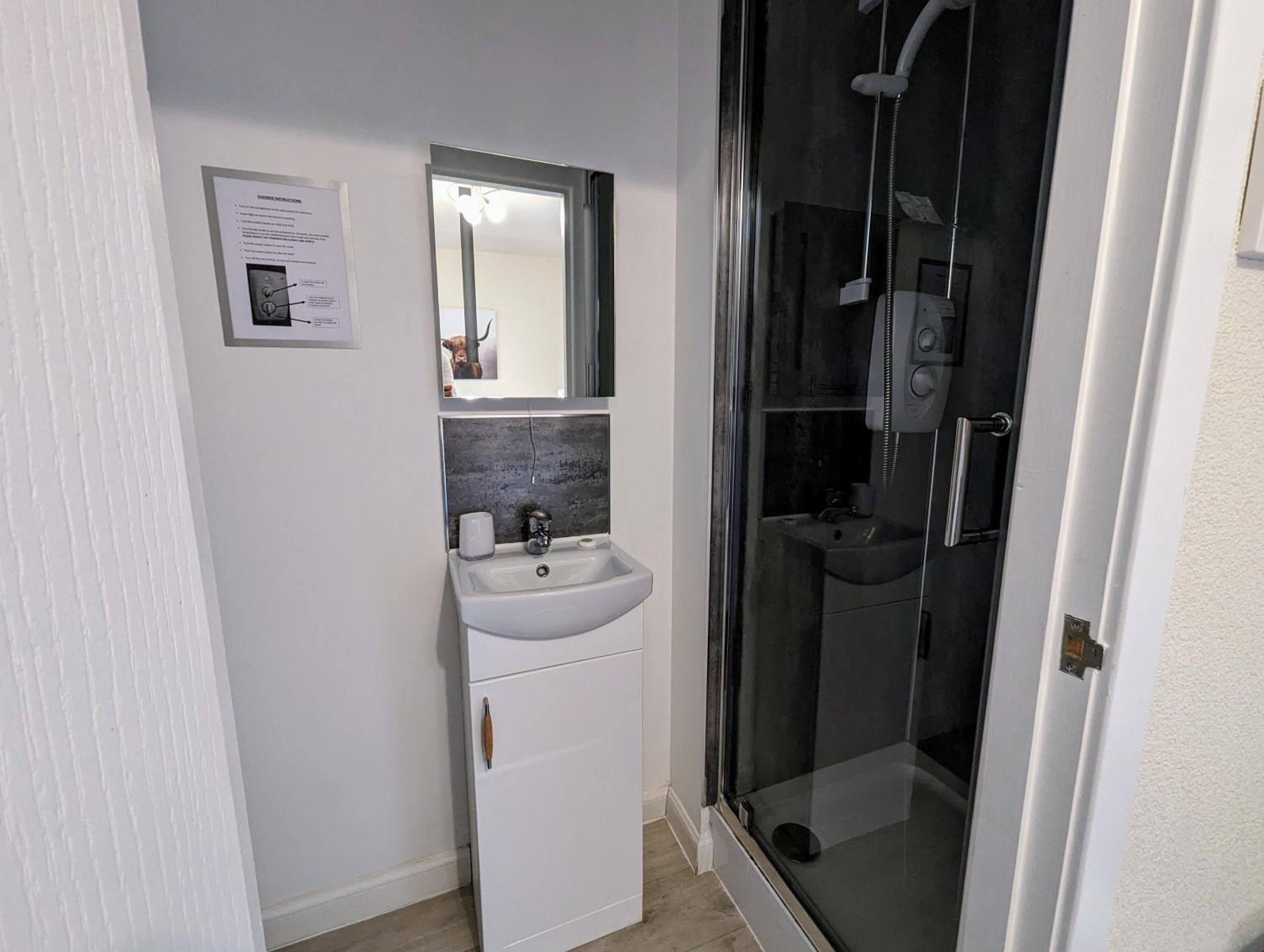 The Coo's Guest House — photo 42