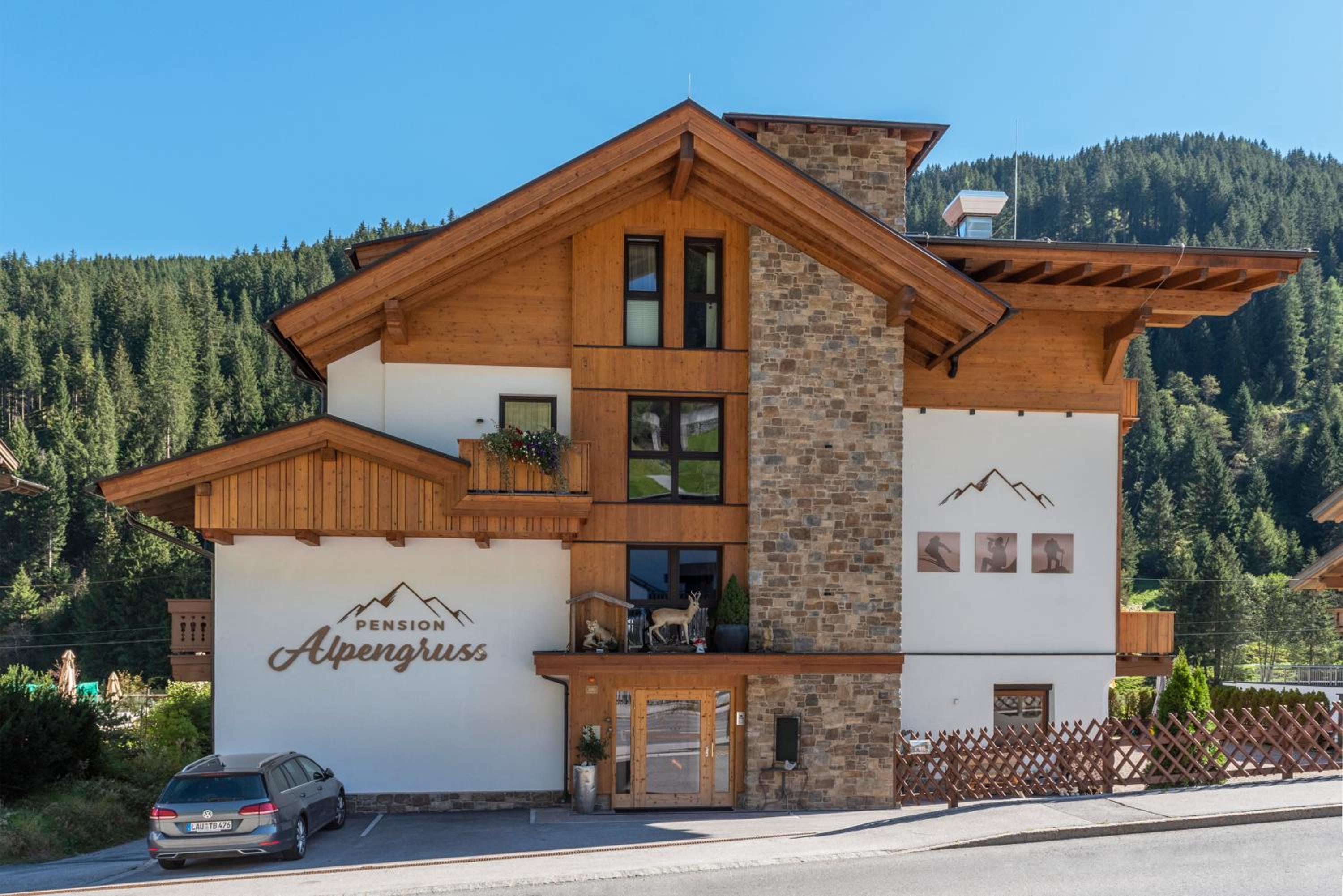 Hotel Pension Alpengruß